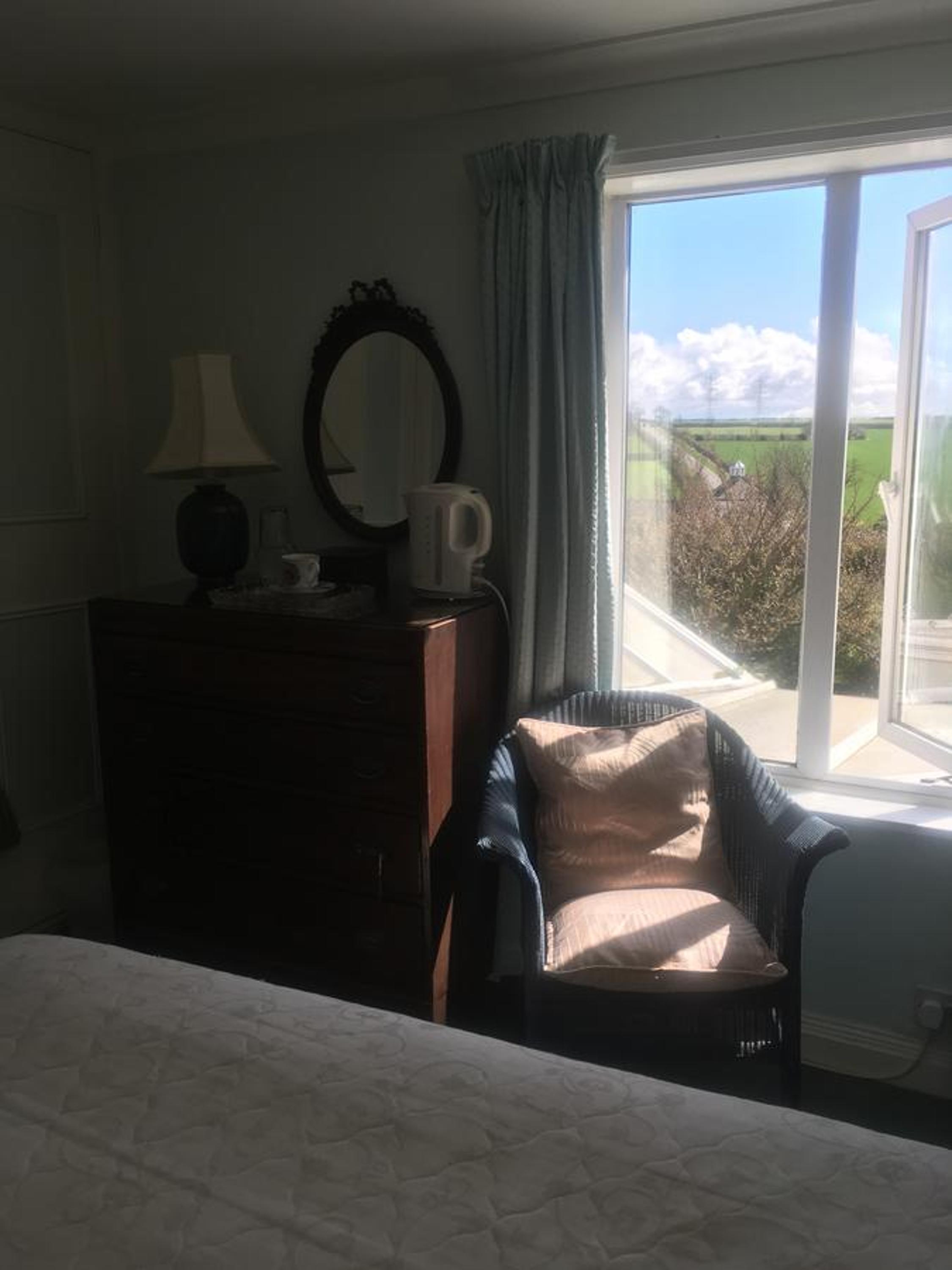 King Room with Garden View - Photo 3