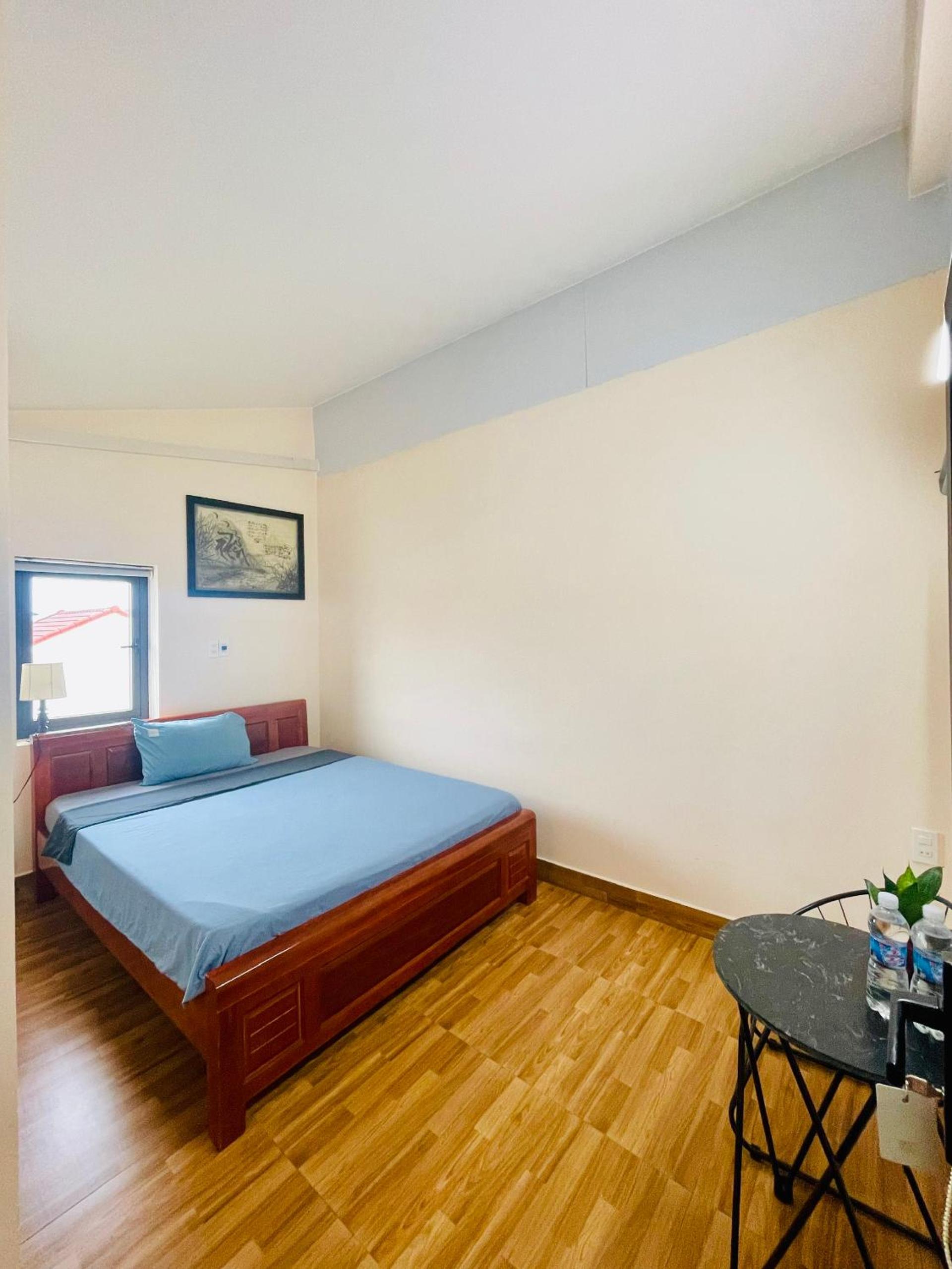 Economy Single Room