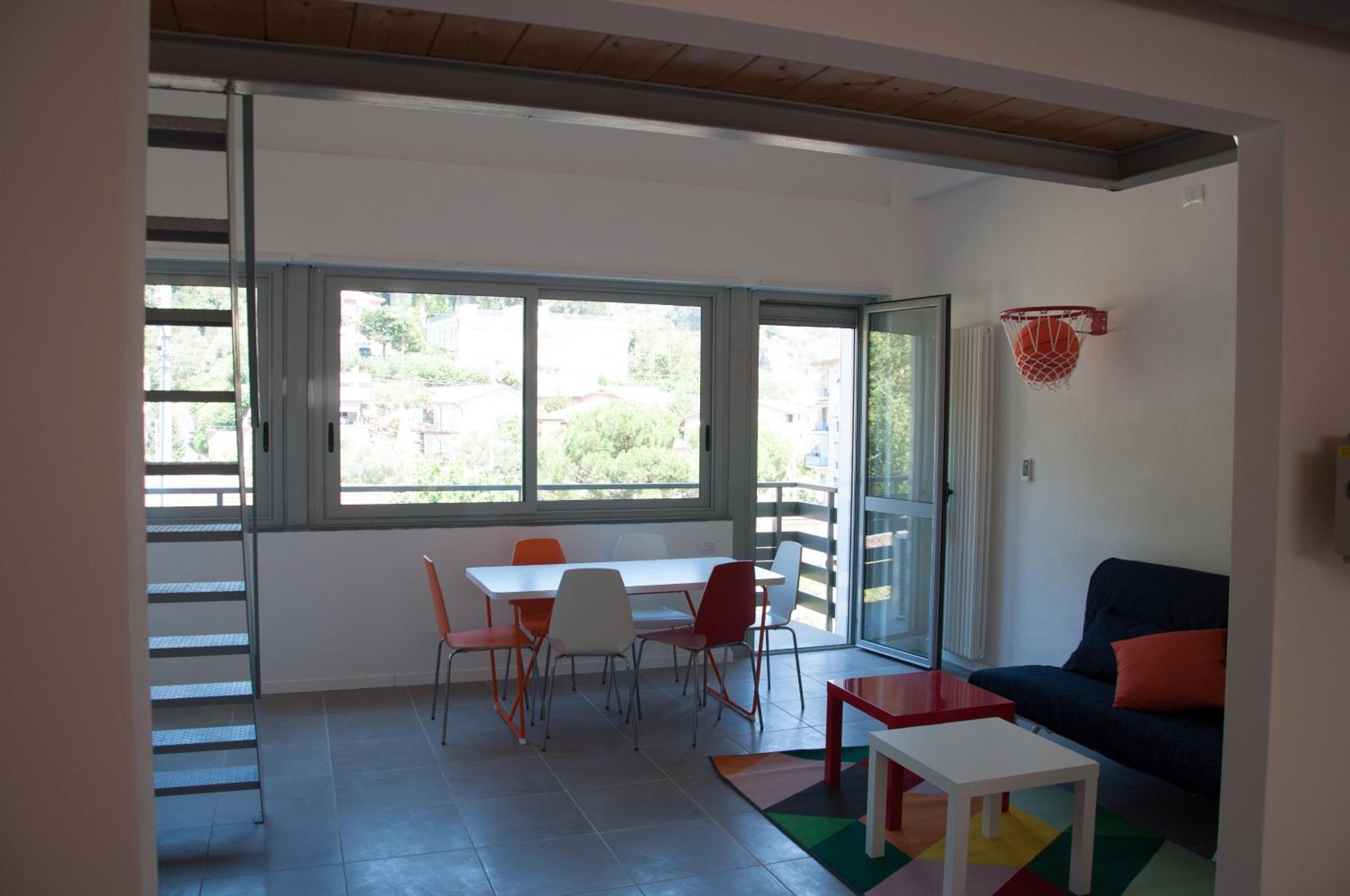 Maisonette photo 2