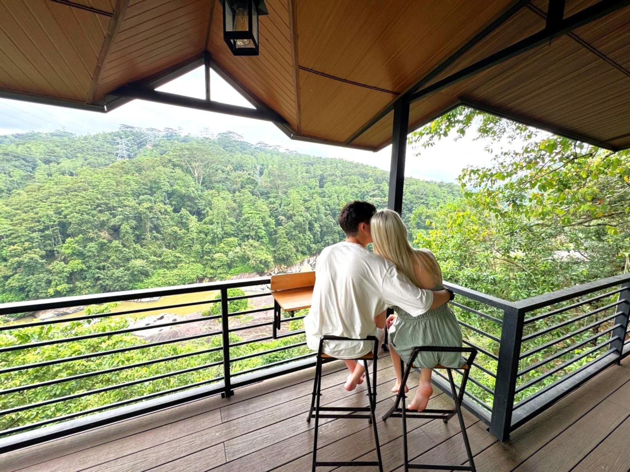 King Room with Mountain View with Free nature walk and 10% off F&B and Spa