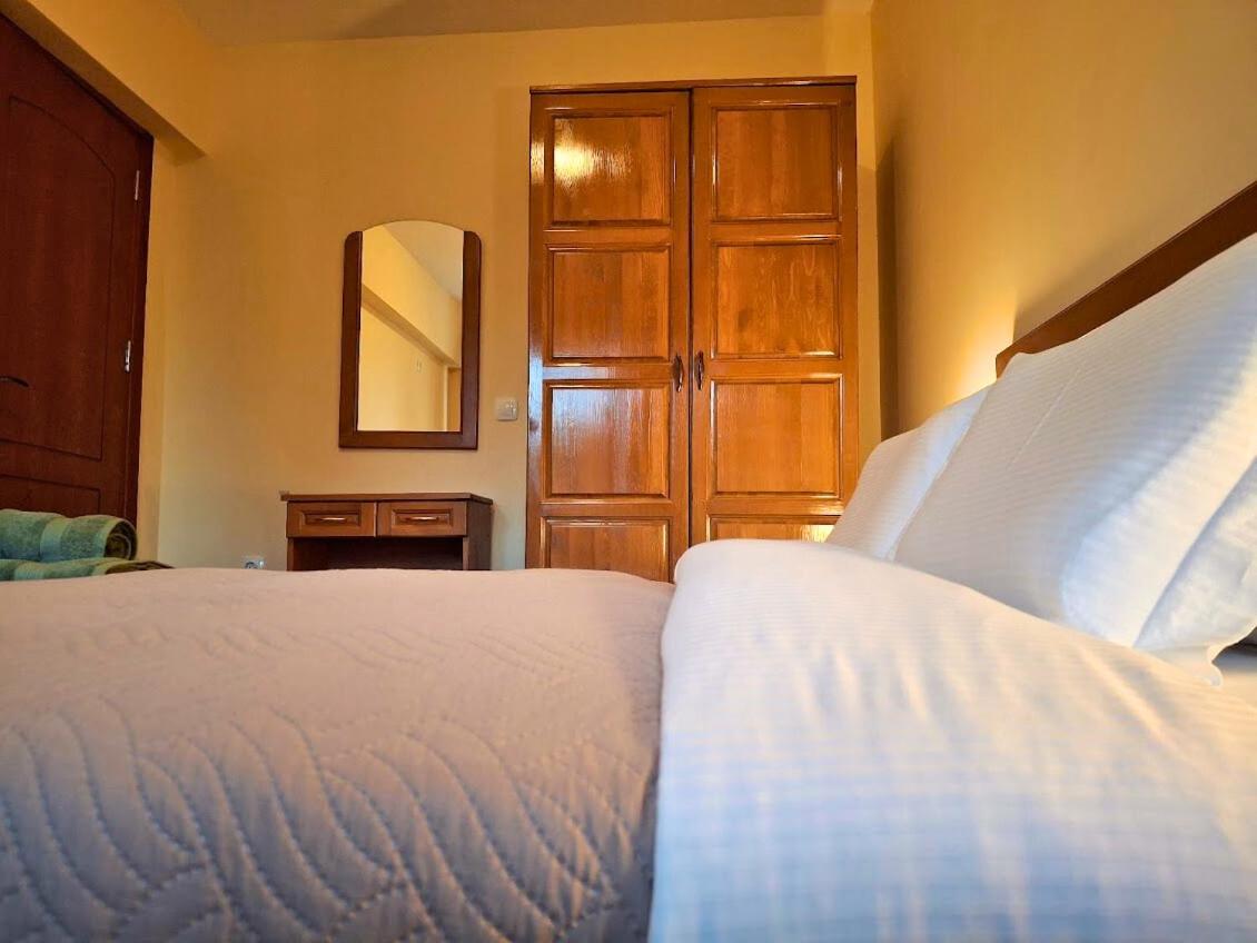 Two-Bedroom Apartment with Mountain View photo 1