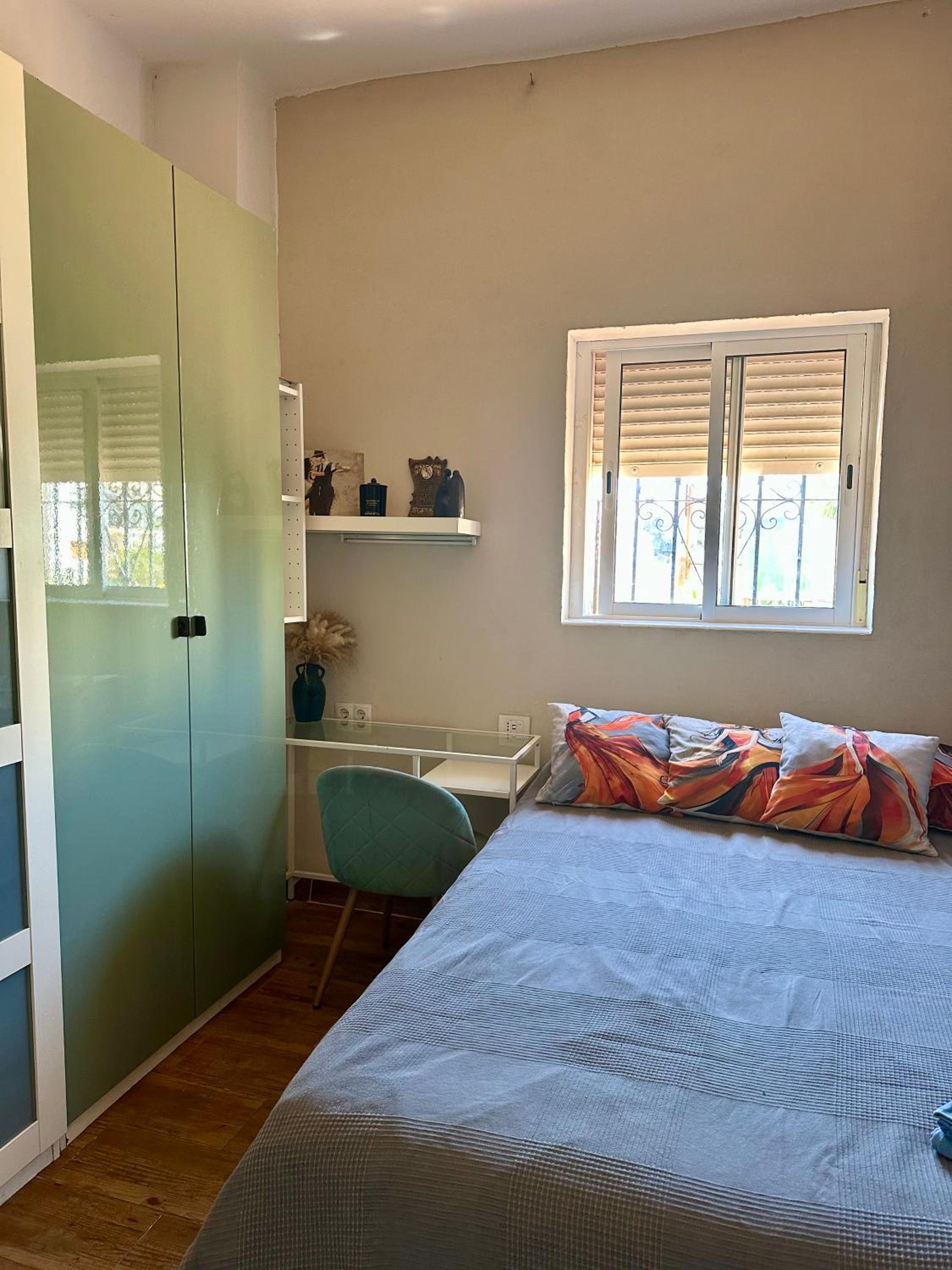 Two-Bedroom Apartment with Terrace and Sea View
