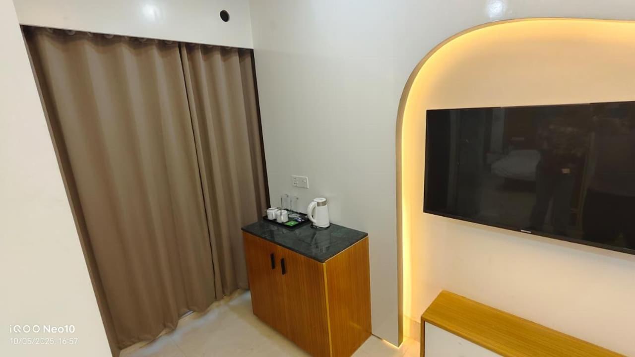 Suite with Balcony