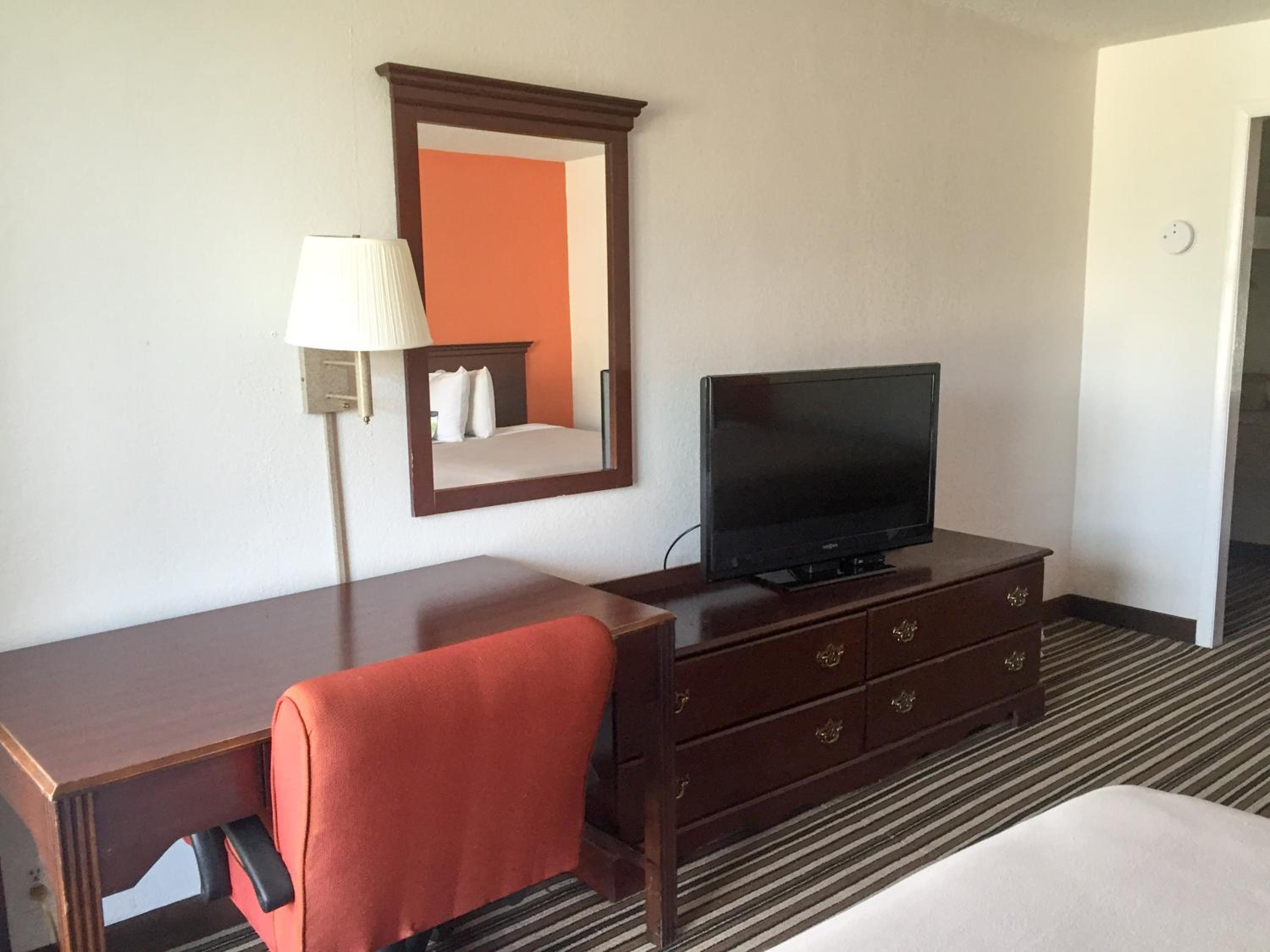 Double Room with Two Double Beds - Smoking