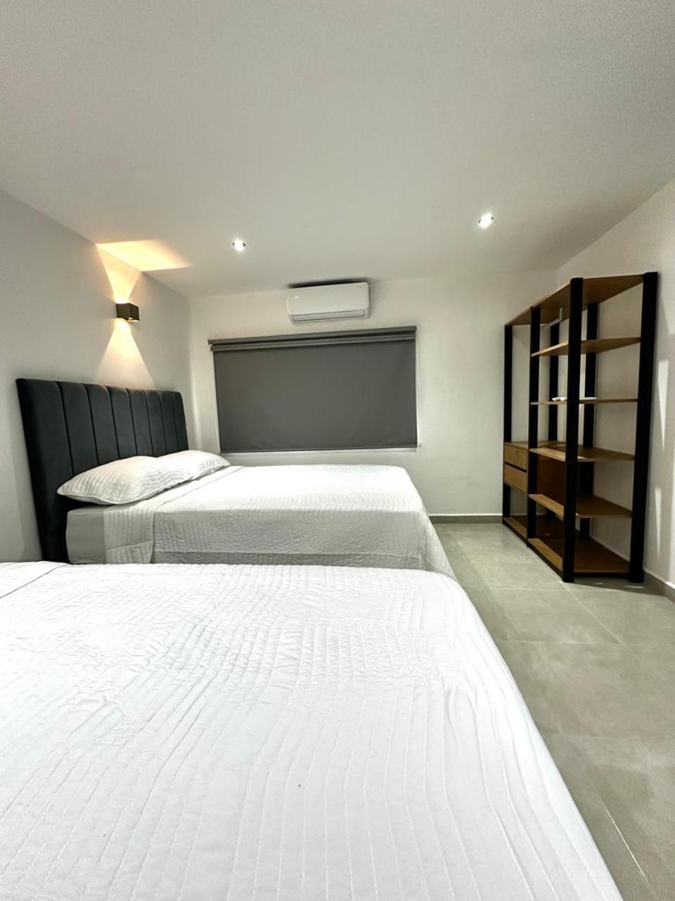Quadruple Room with Private Bathroom photo 3
