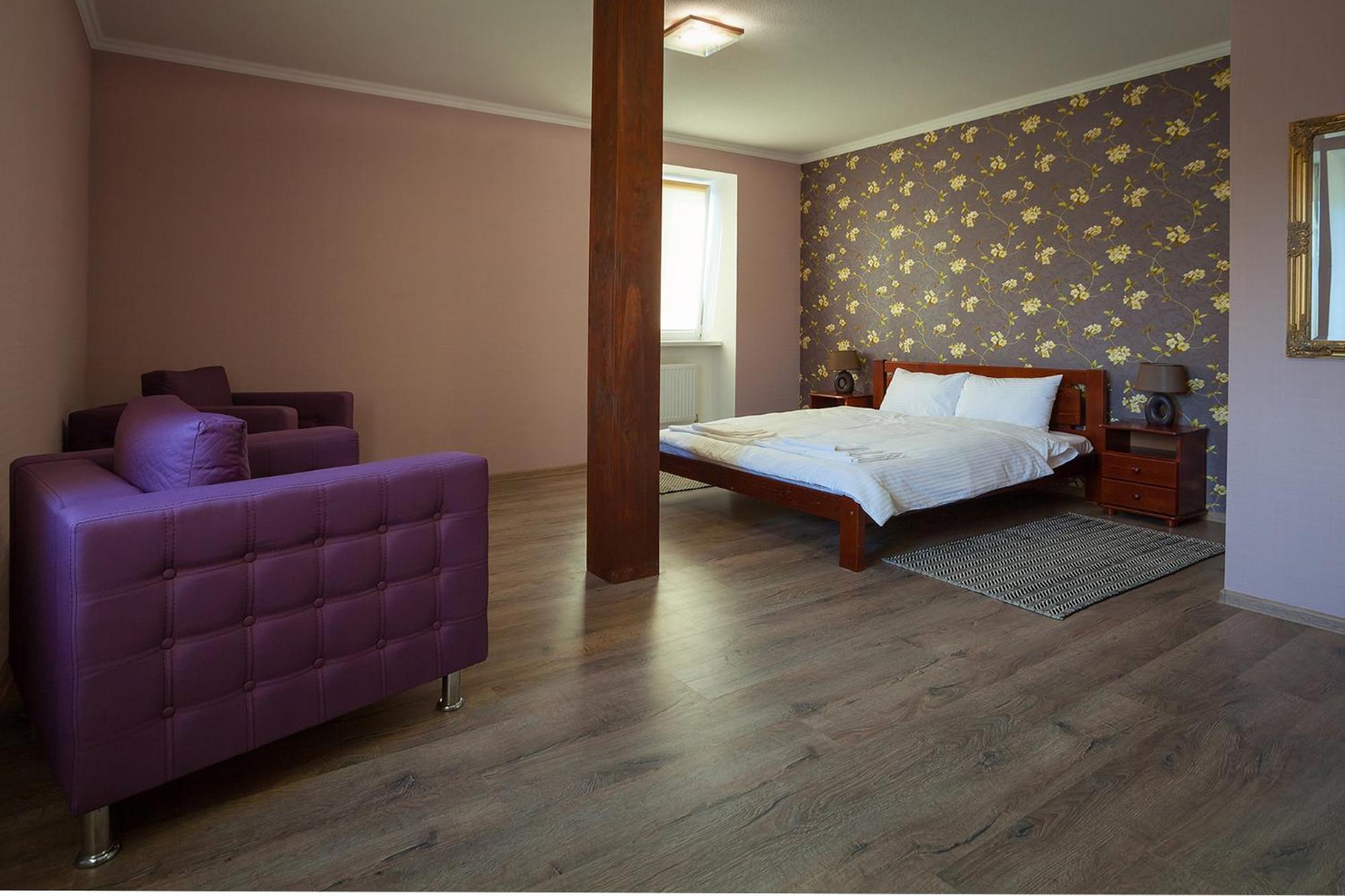 Large Single Room