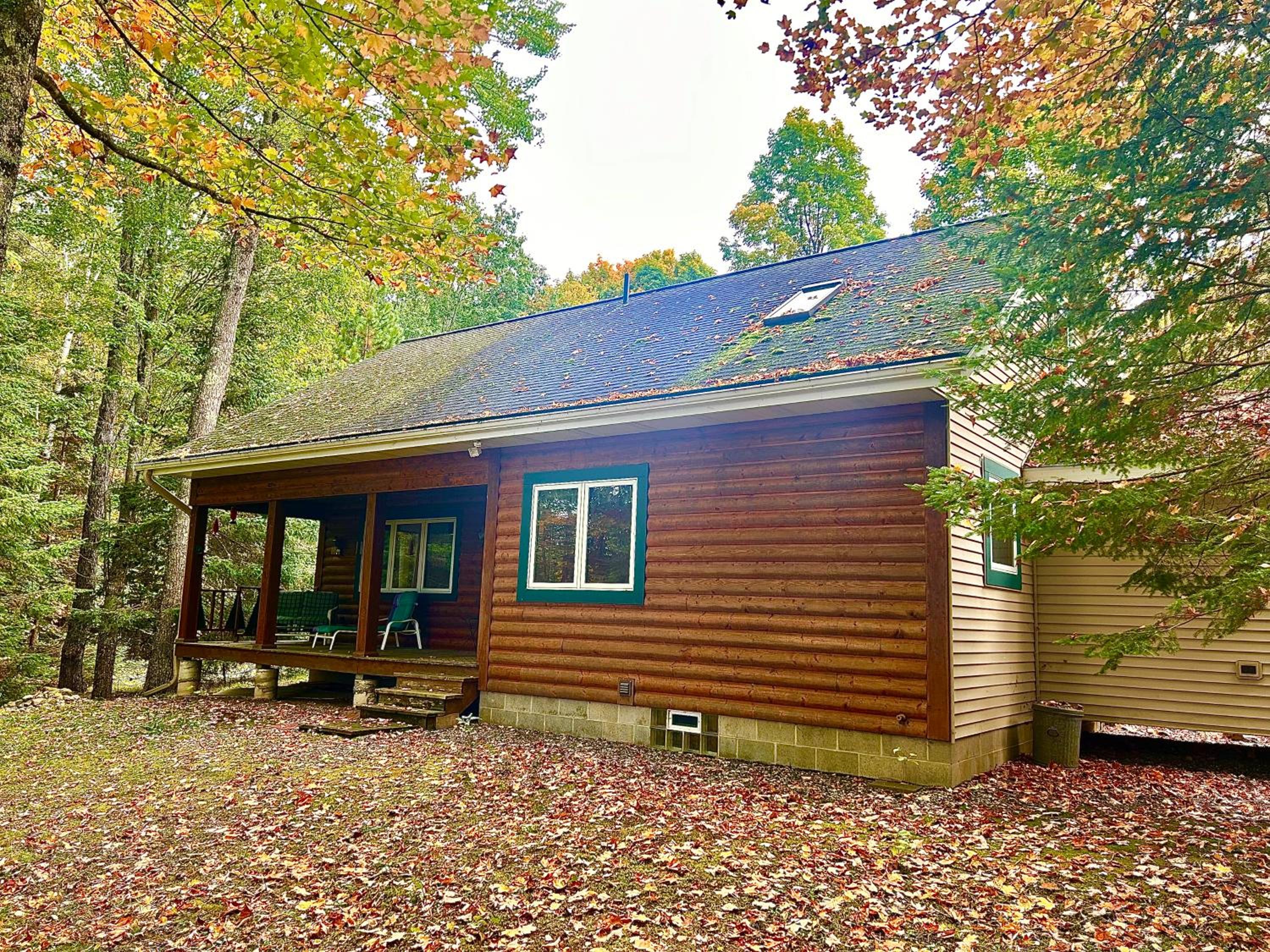 Two-Bedroom House photo 2