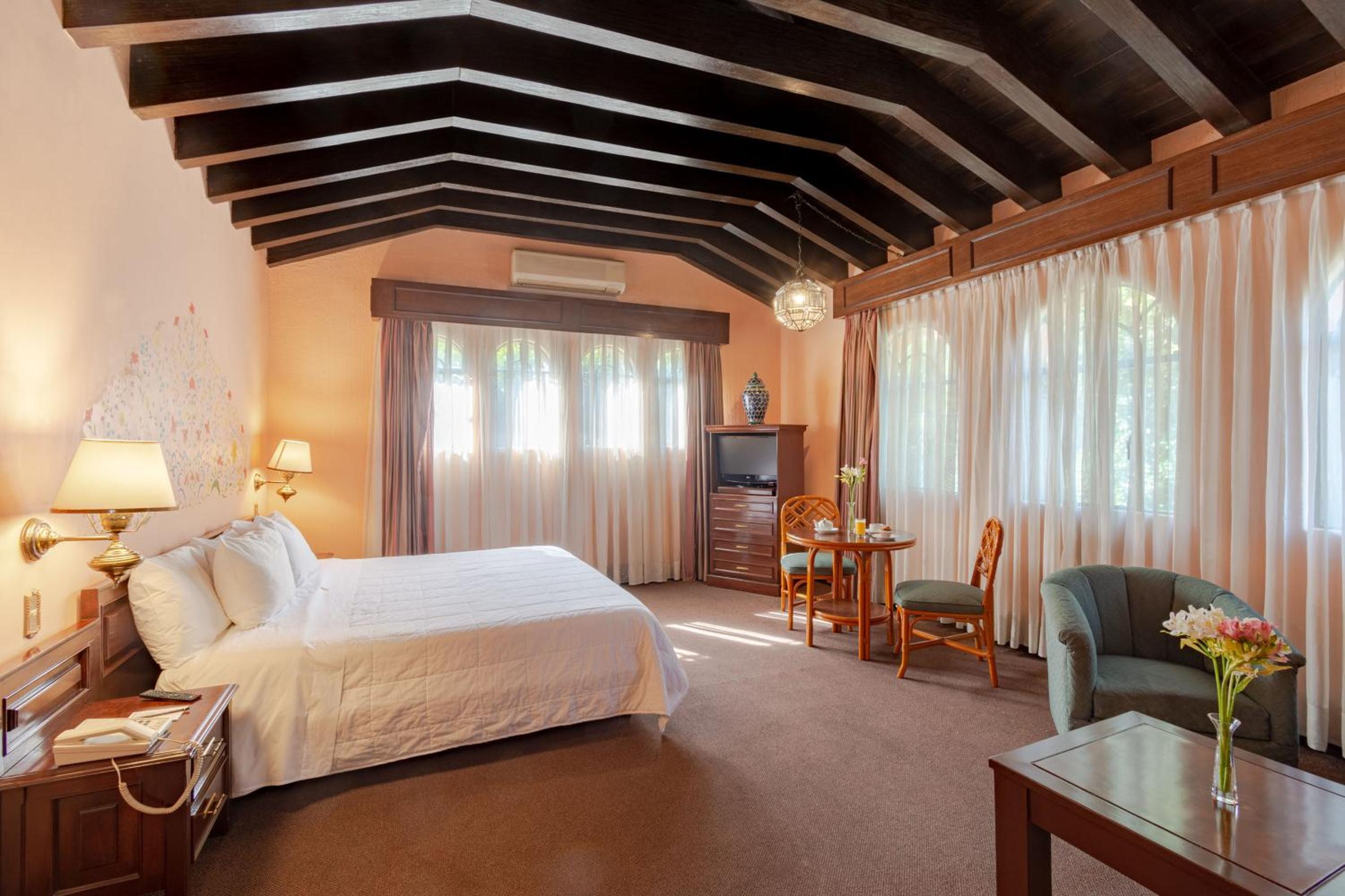 Suite photo 1
