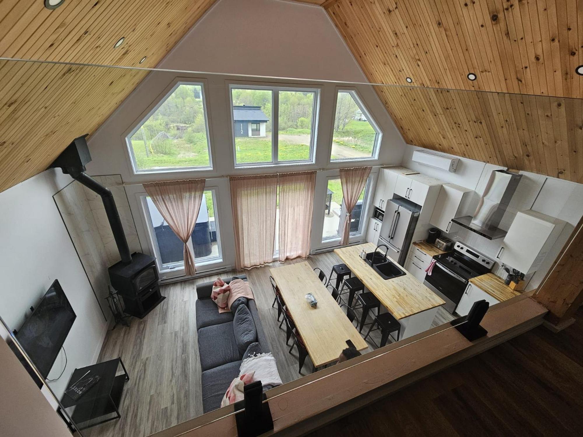 Three-Bedroom Chalet photo 3
