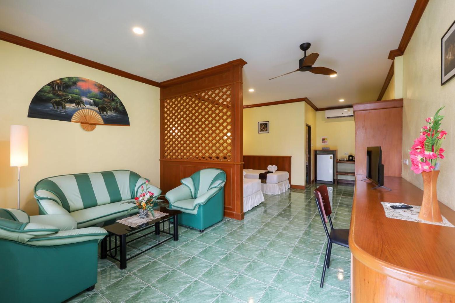 Deluxe Suite photo 1