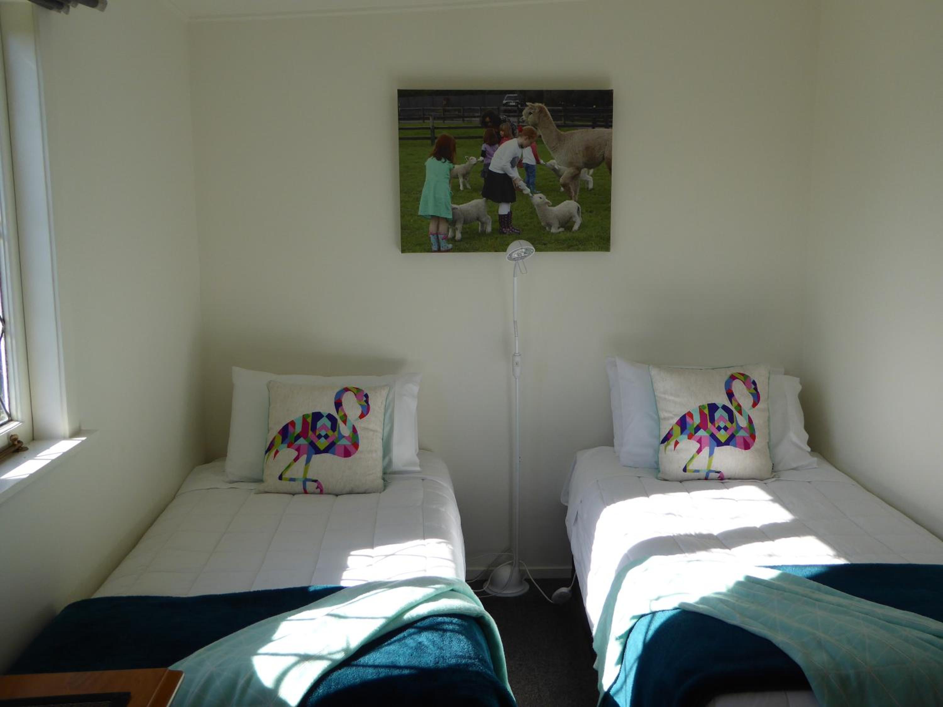 Three-Bedroom Cottage - Photo 11