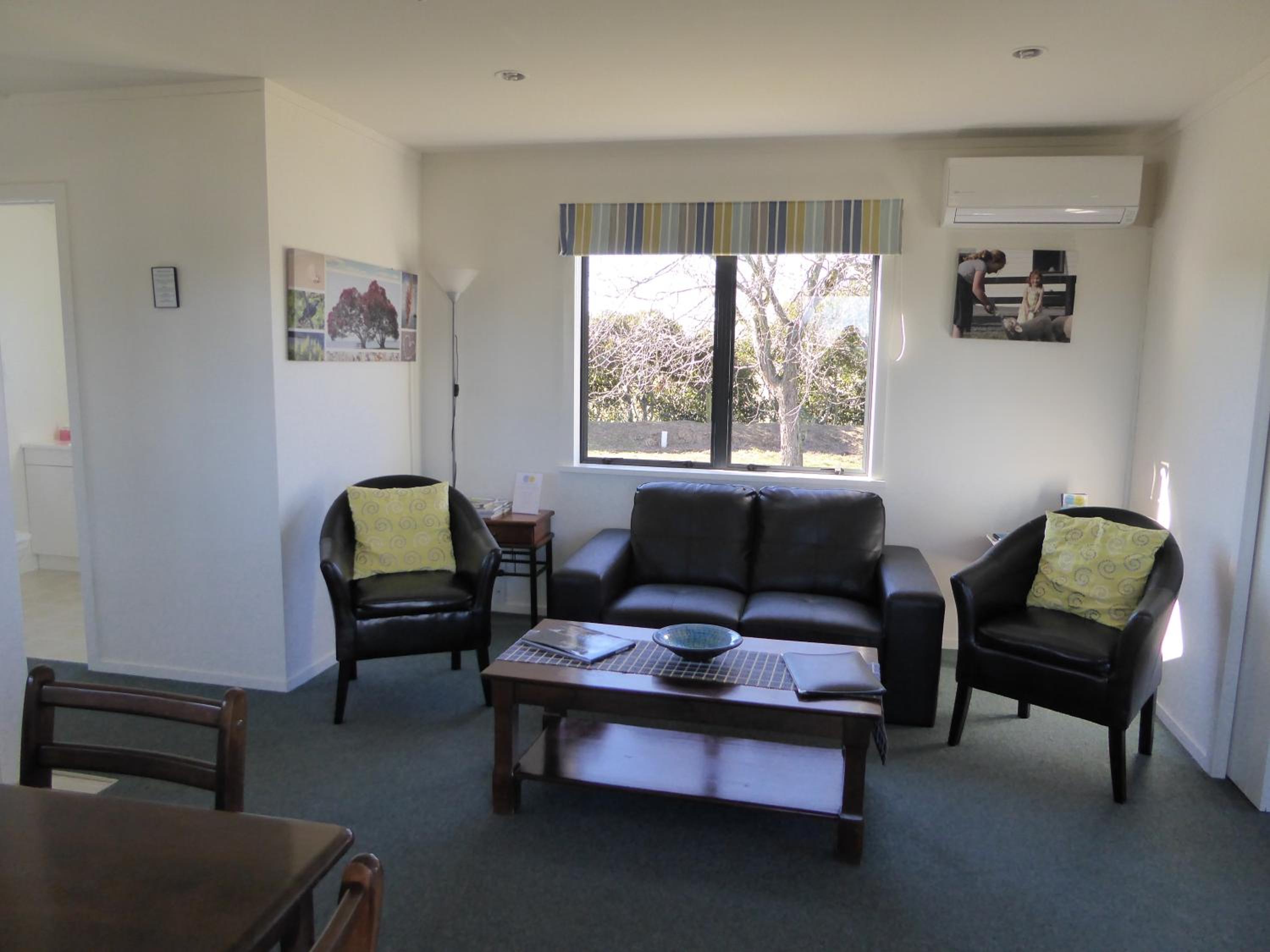 Two-Bedroom Cottage - Photo 7