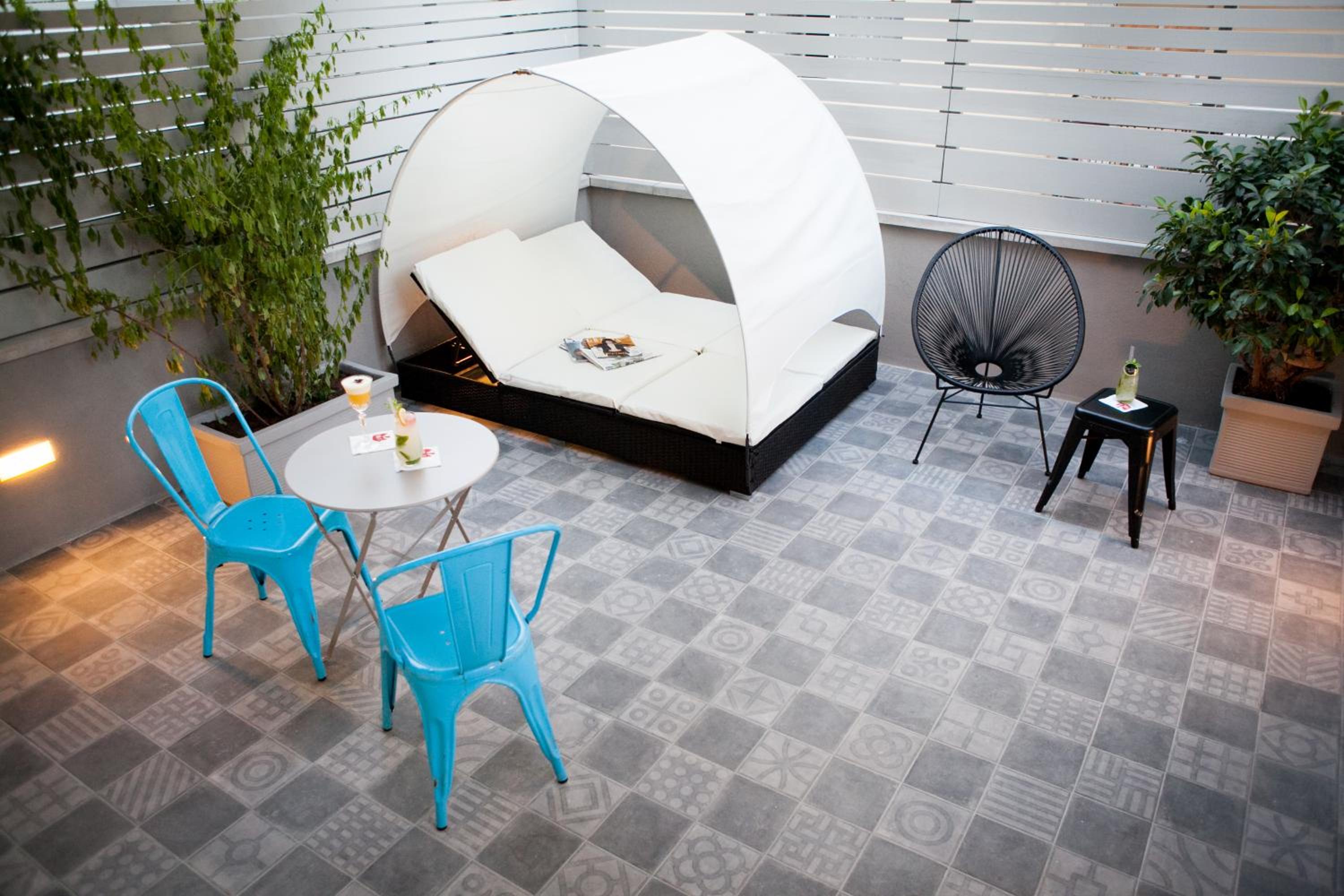 Deluxe Double Room with Terrace - Photo 11