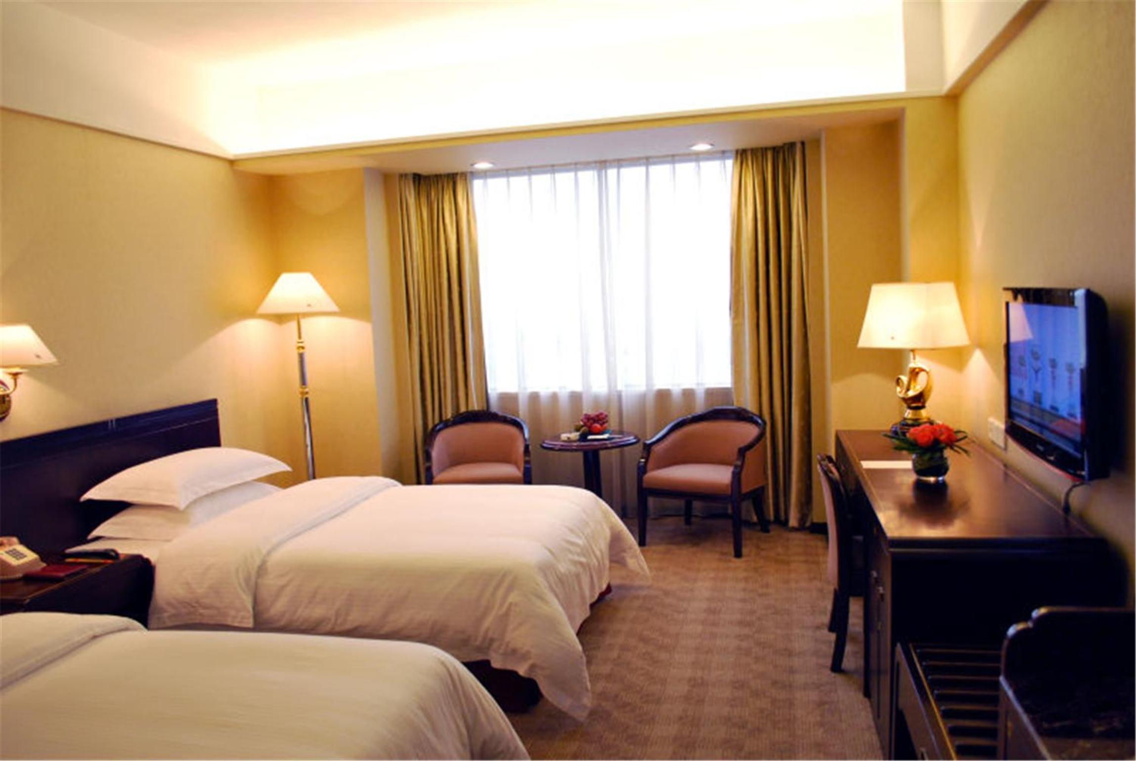 Superior Suite - Photo 3