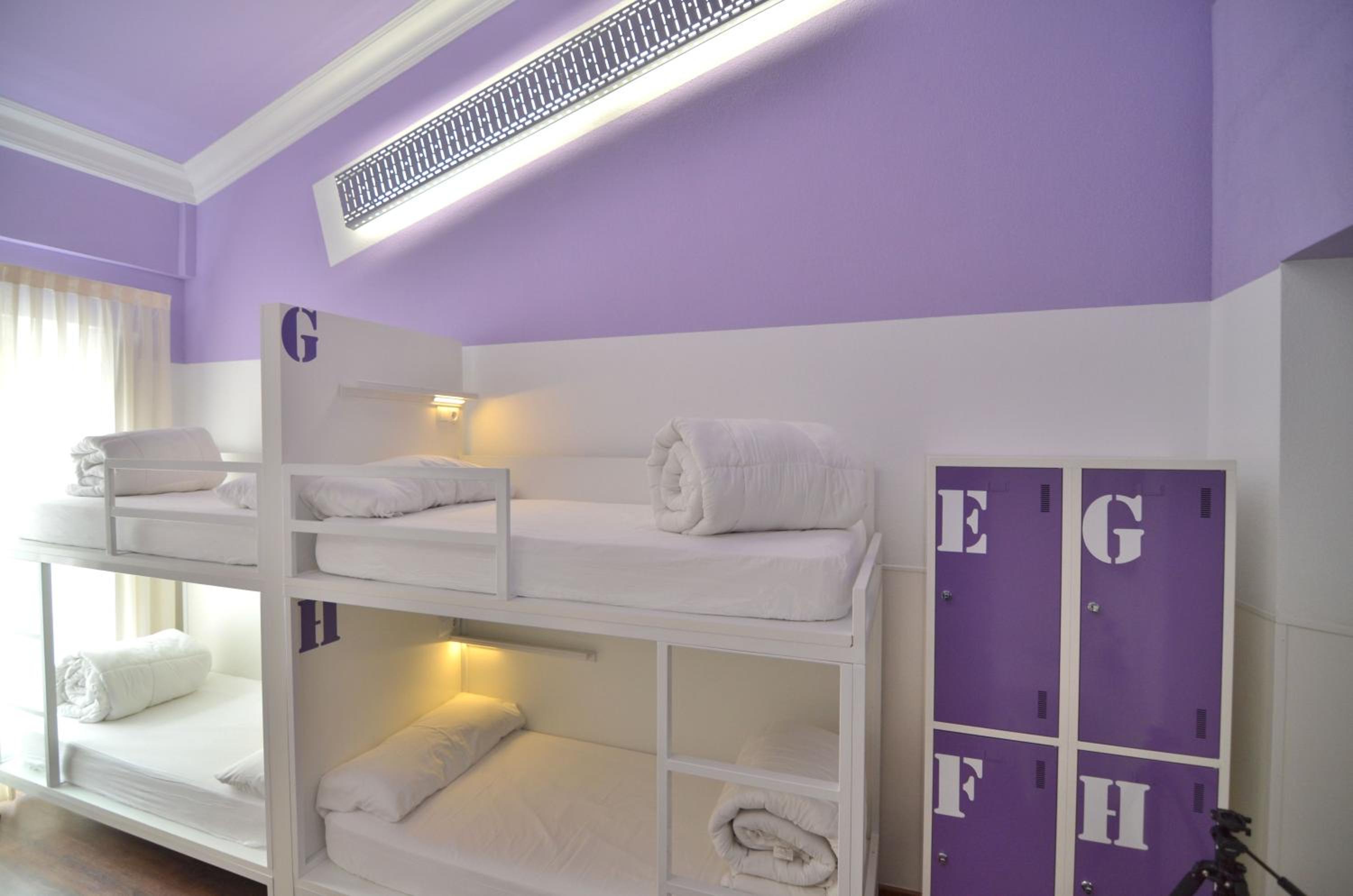 Cama en Habitación Compartida Mixta de 8 Camas