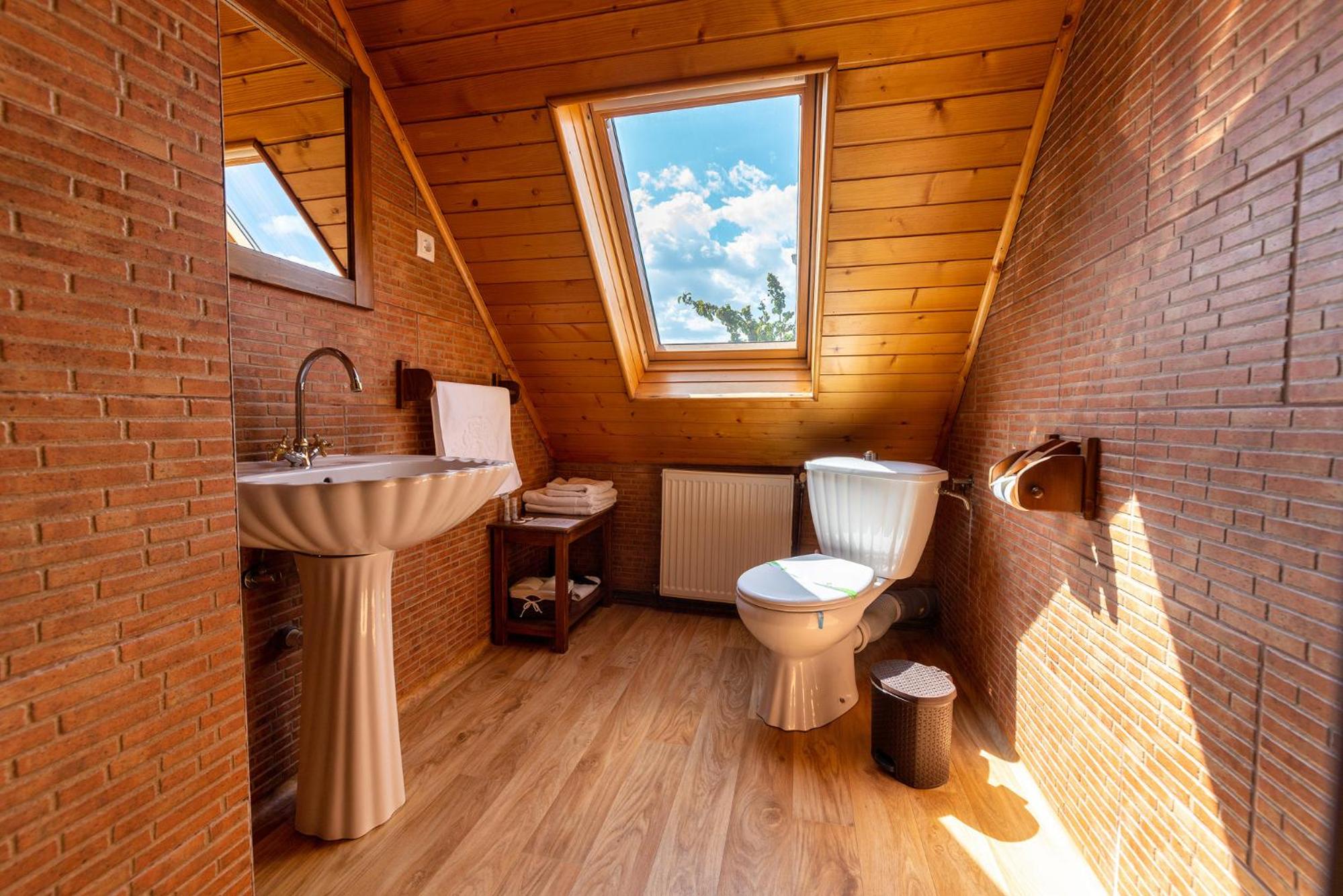 Triple Room - Photo 1