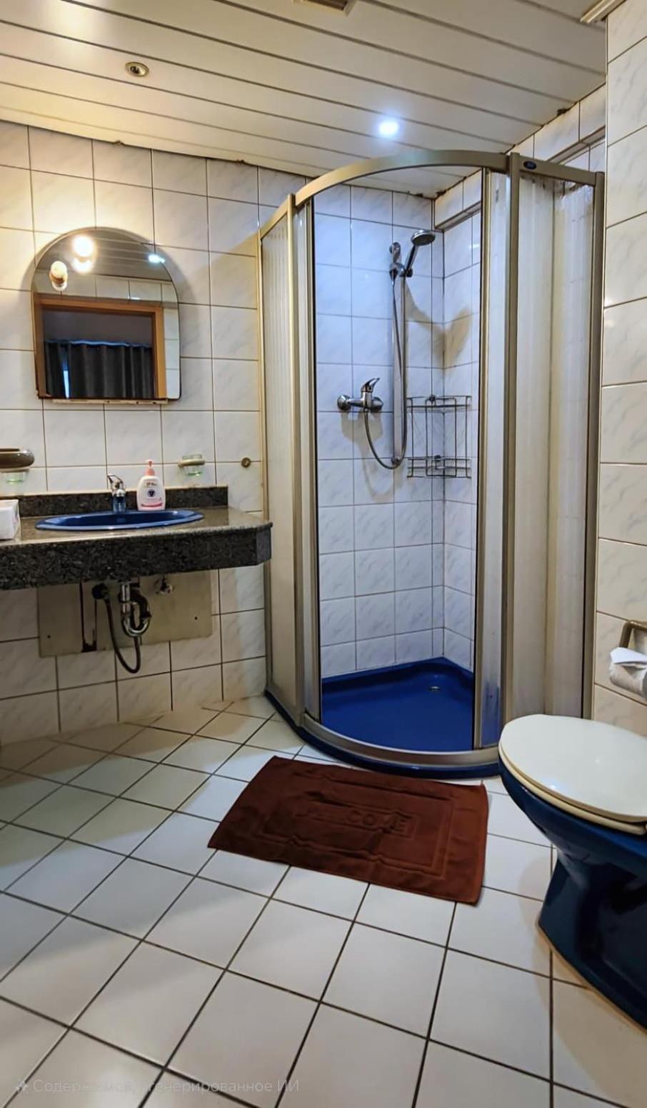Deluxe Double Room with Balcony photo 3