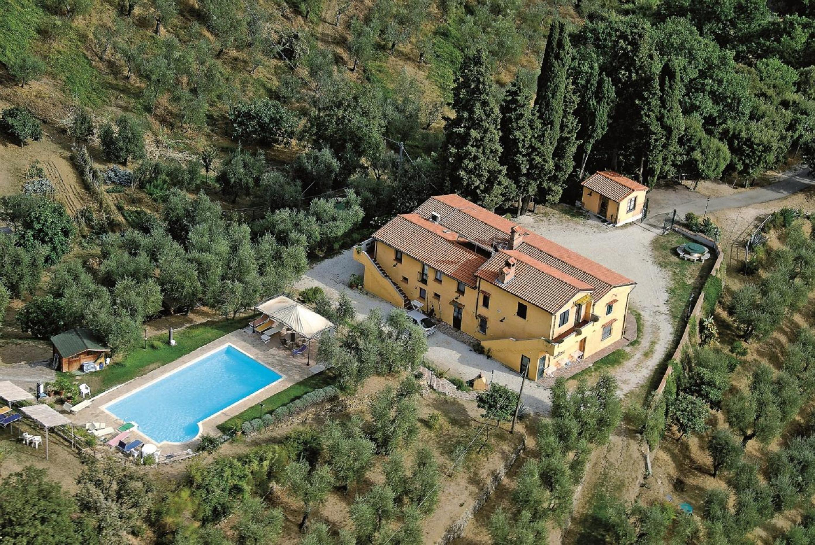 Three-Bedroom Villa photo 2