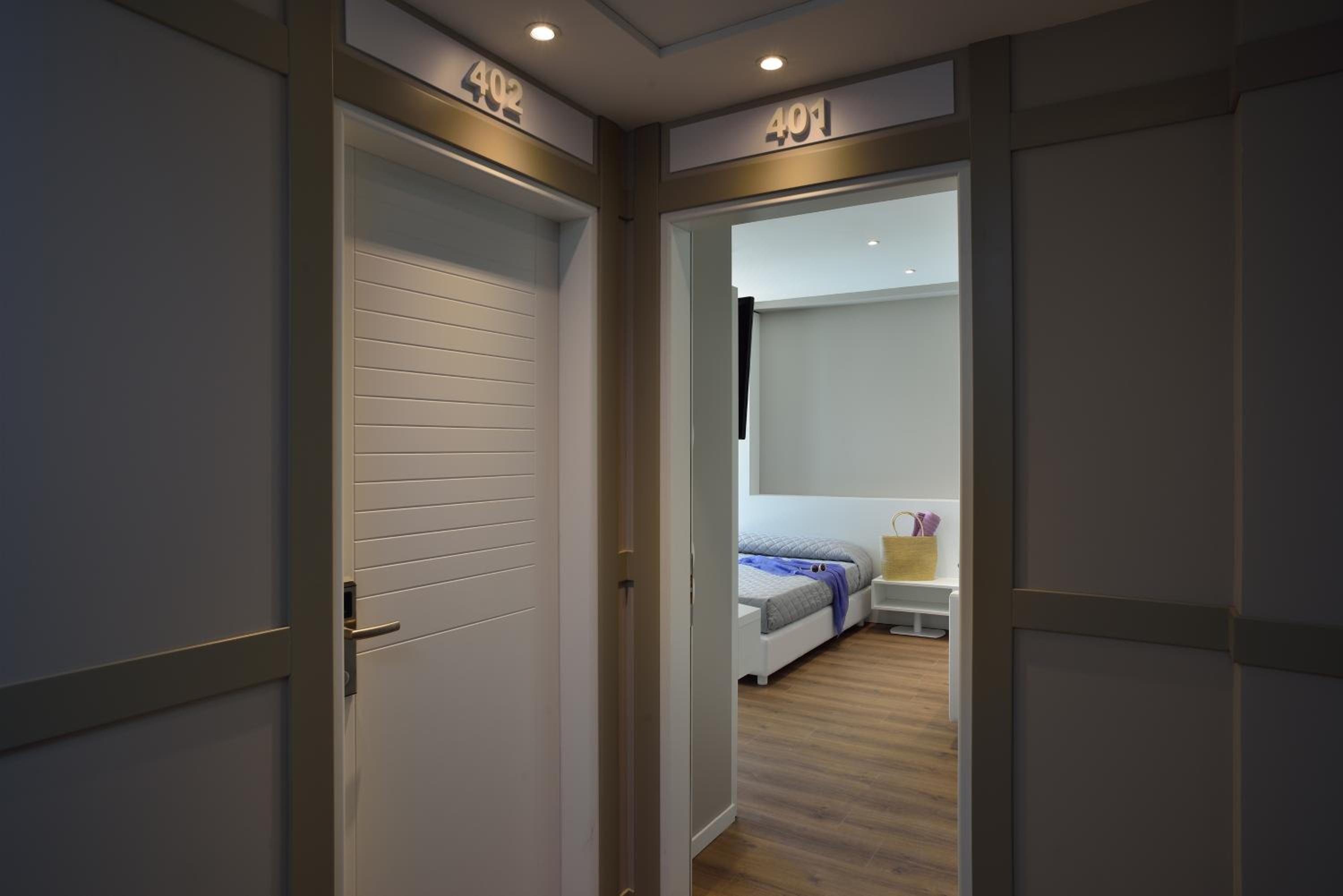 Quarto Quádruplo Superior com Varanda