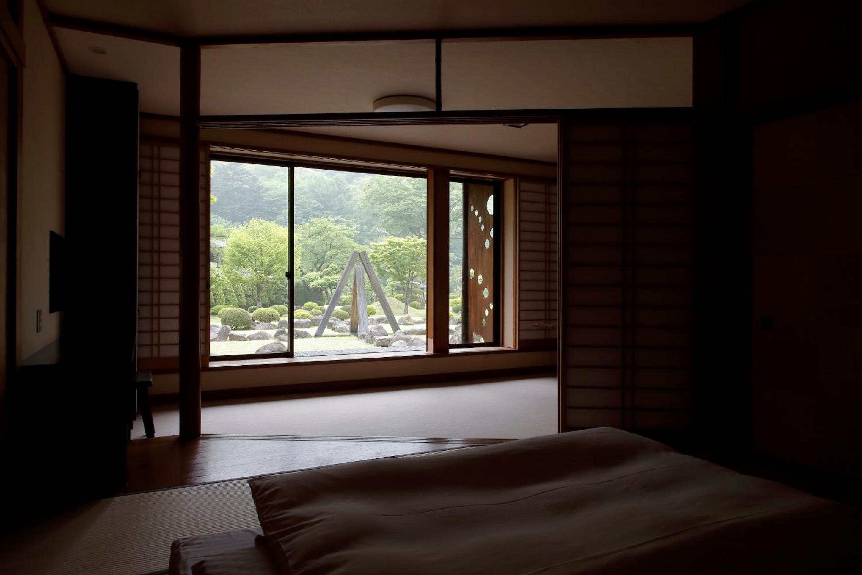 Japanese-Style Standard Room with Shared Bathroom - Photo 5