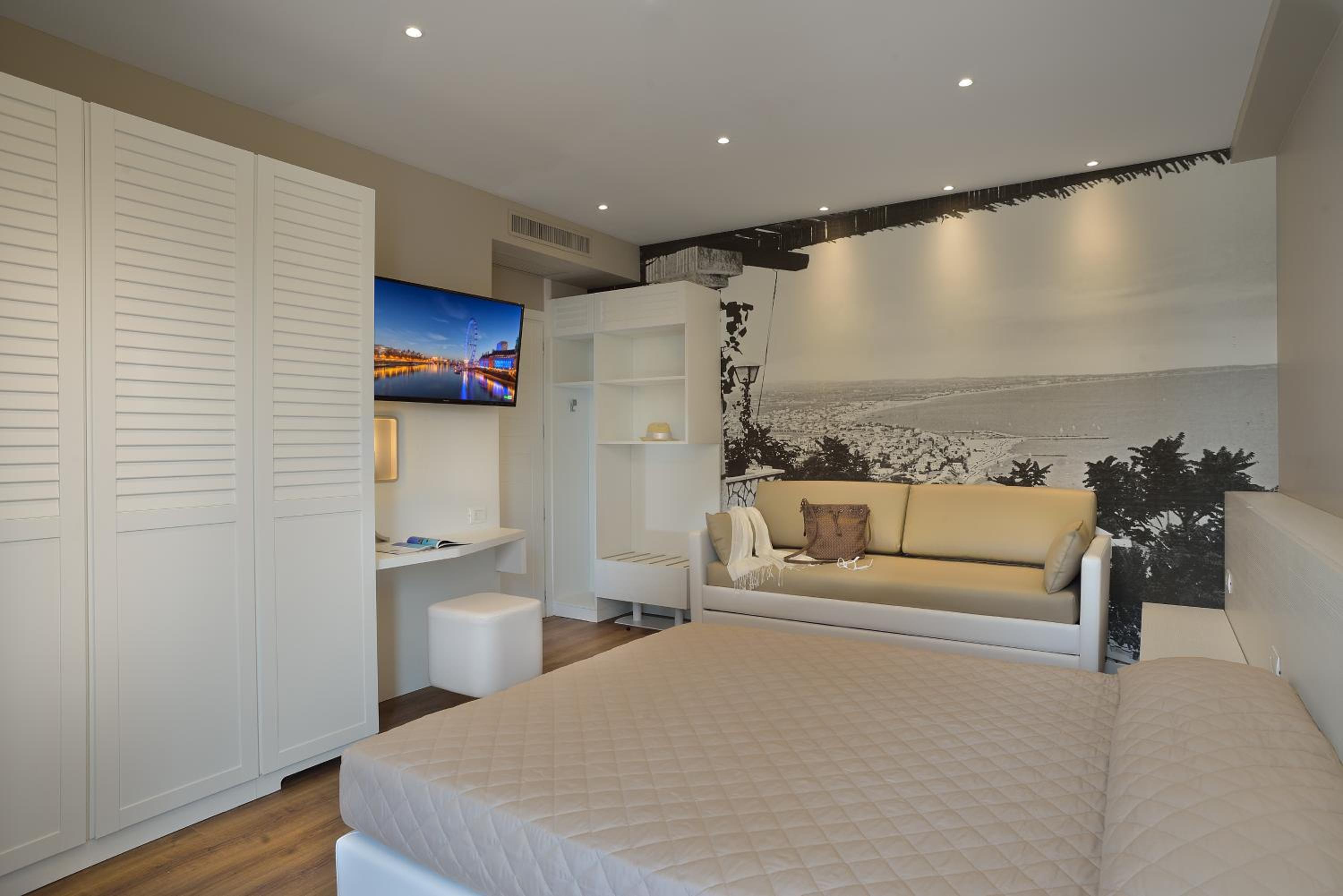 Superior Double Room photo 2