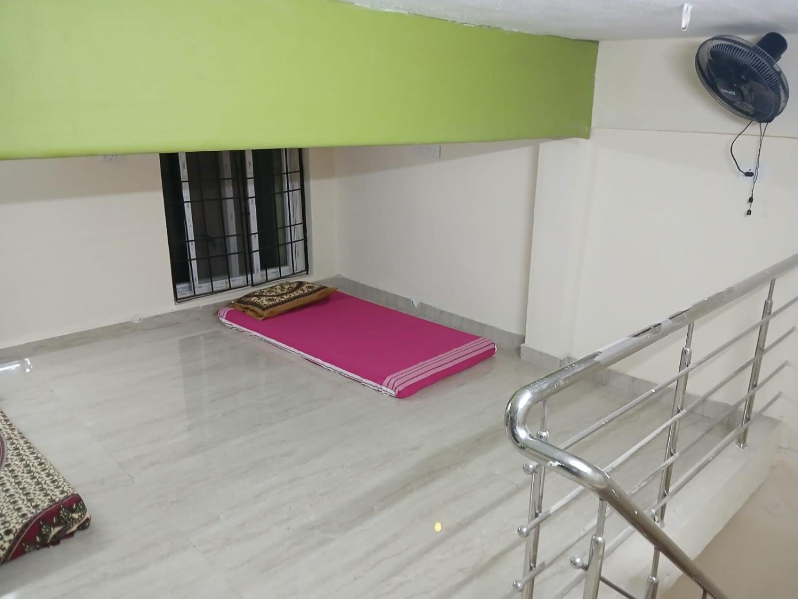 Two-Bedroom Suite - Photo 7