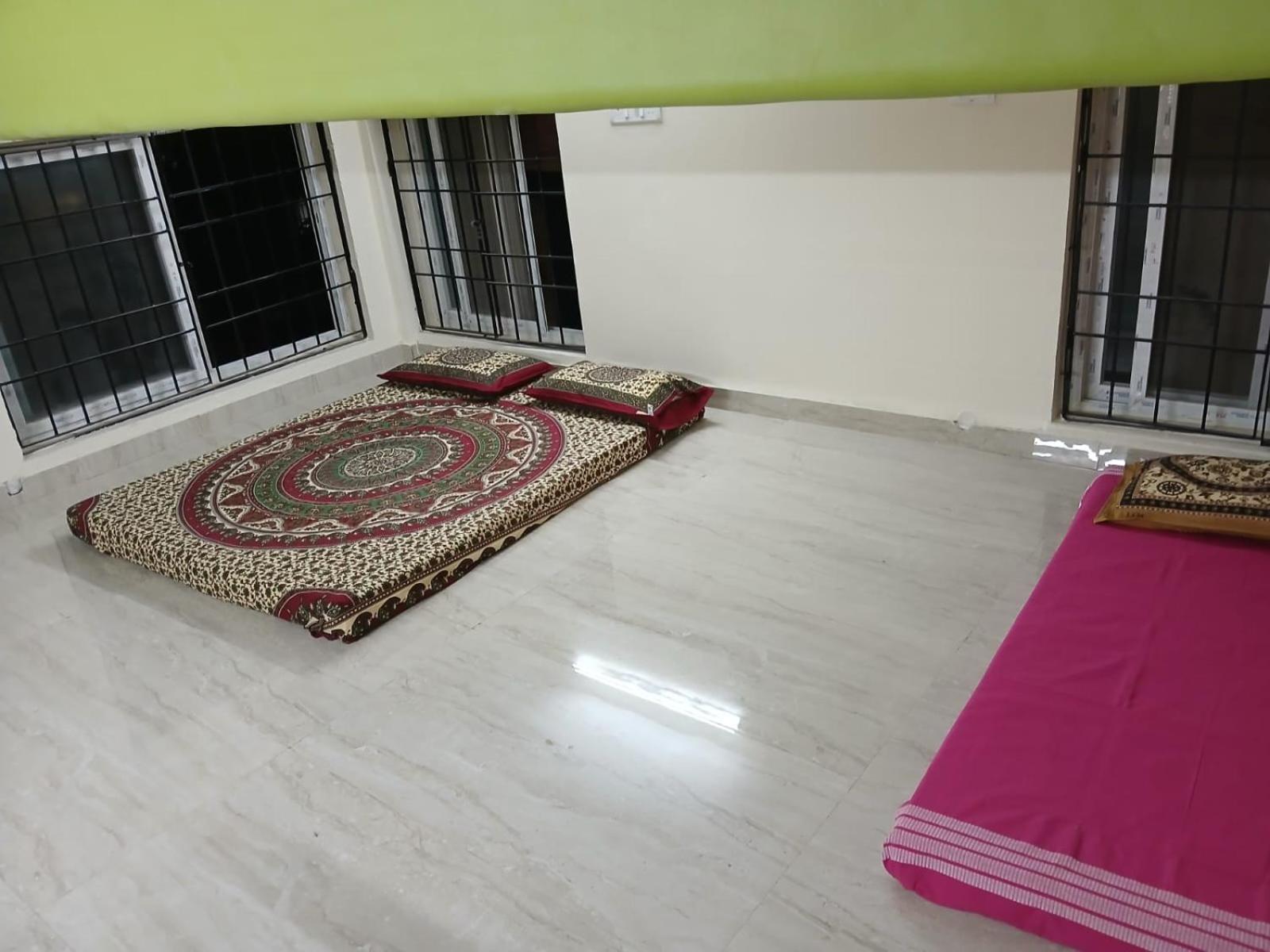 Two-Bedroom Suite - Photo 5