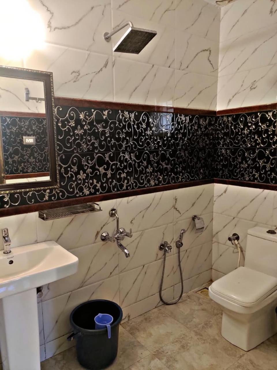 Family Room photo 2
