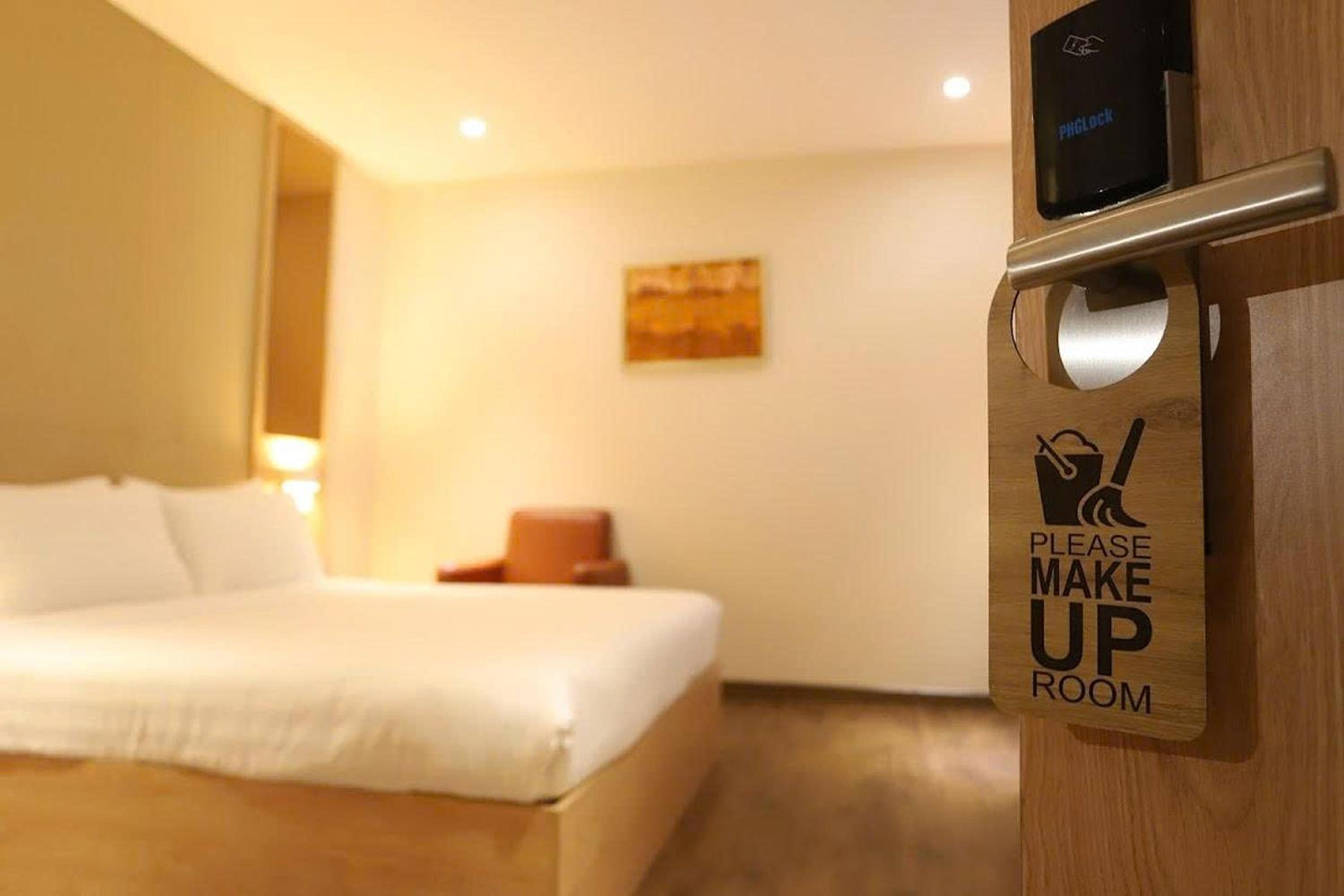 Deluxe Single Room