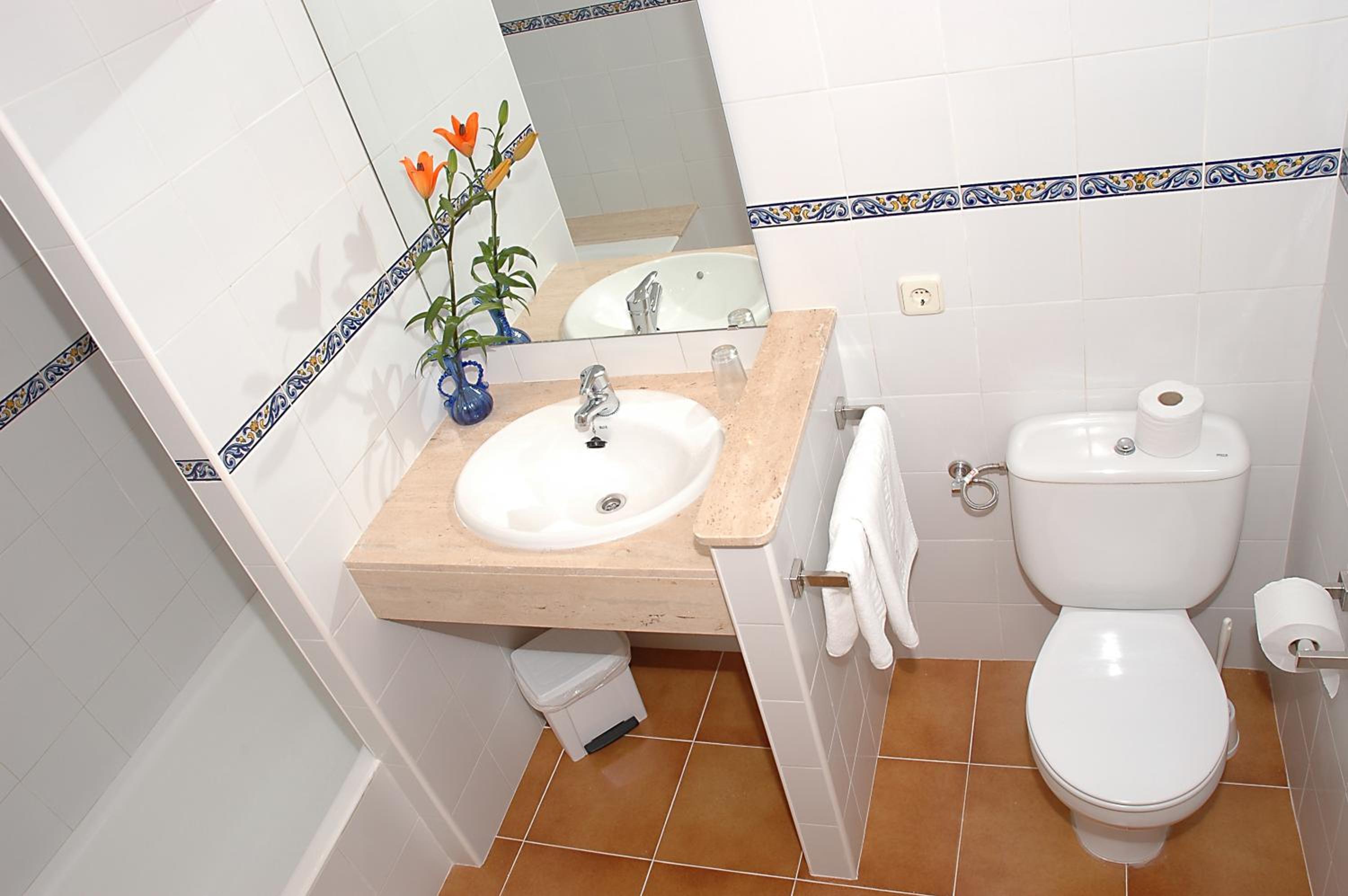 Triple Room with Air Conditioning photo 2