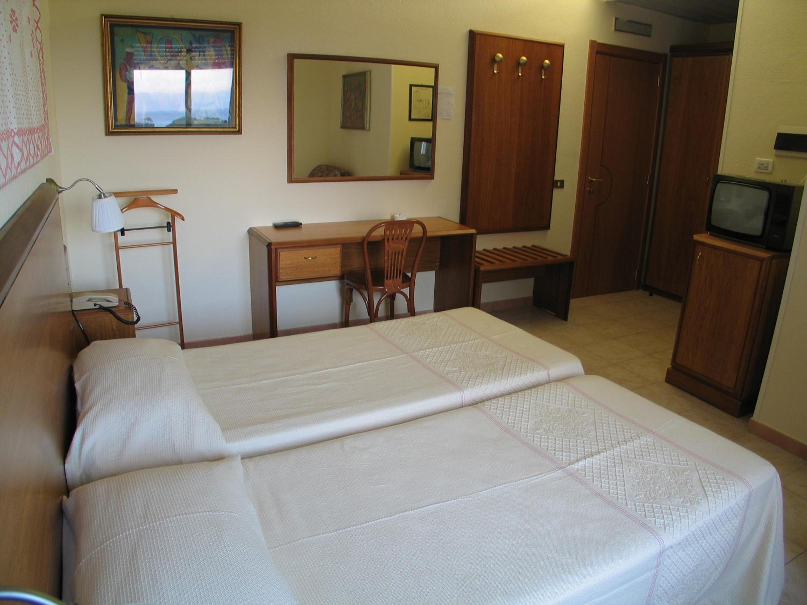 Triple Room - Photo 3