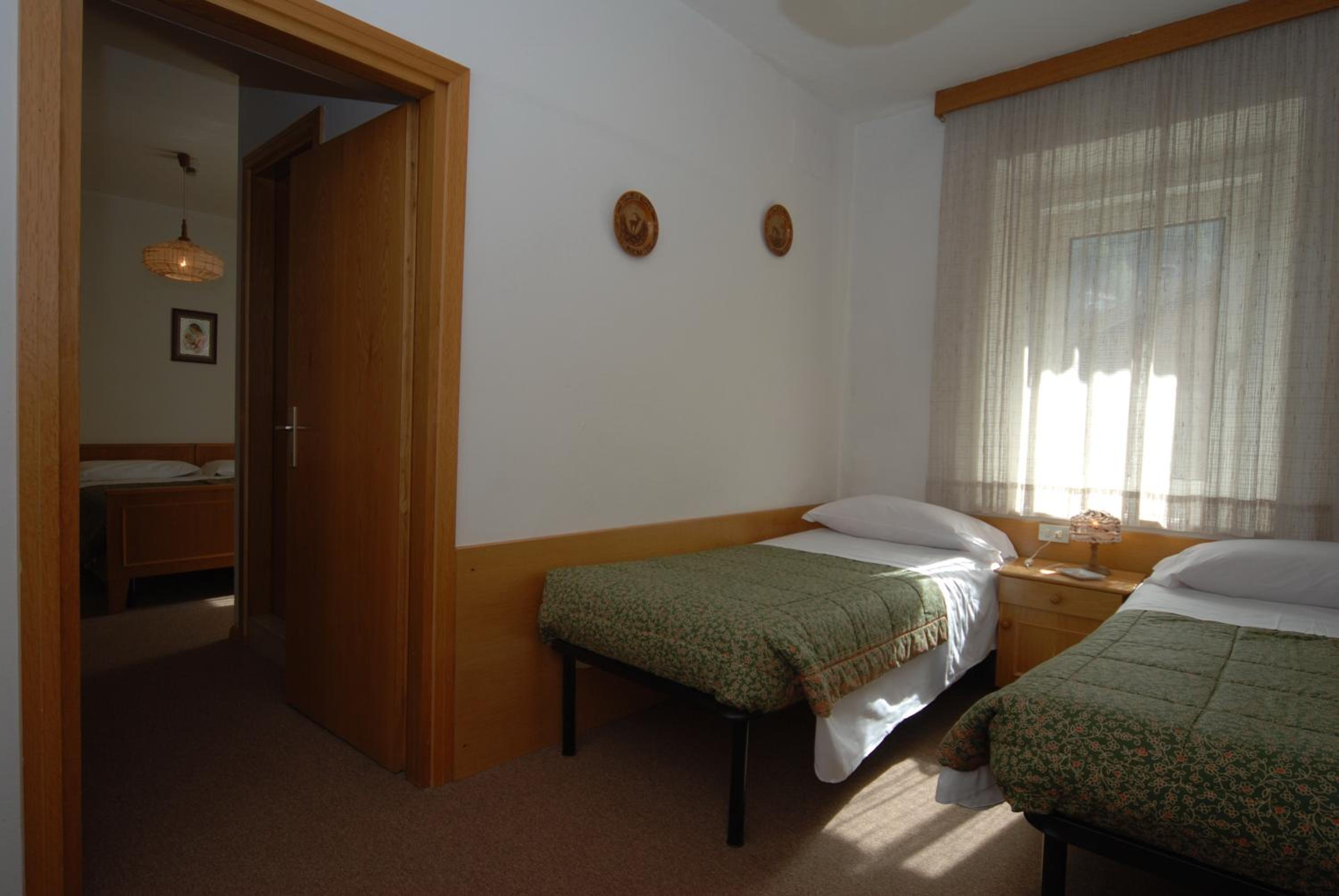Double or Twin Room photo 3