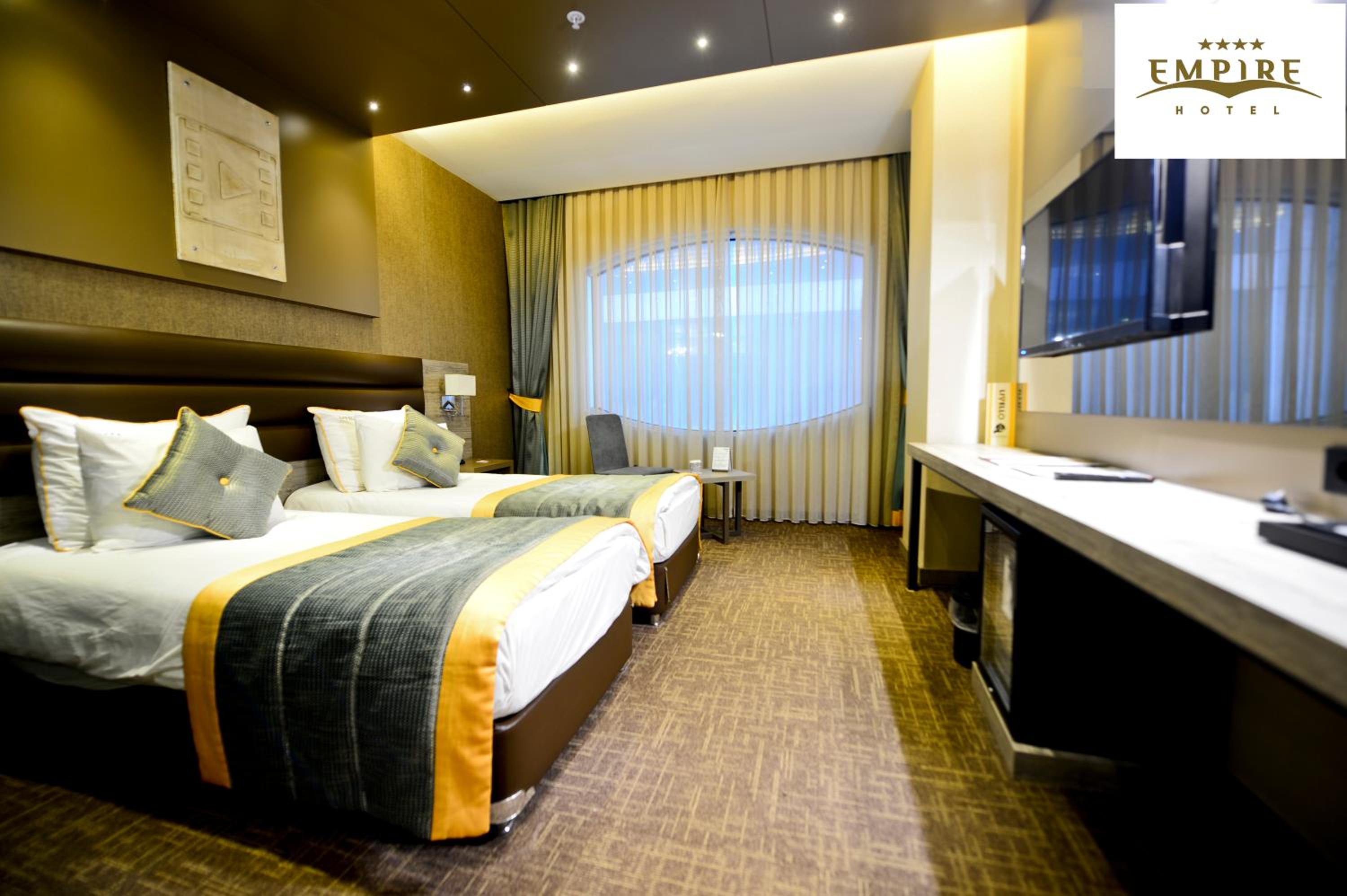 Standard Double or Twin Room photo 1