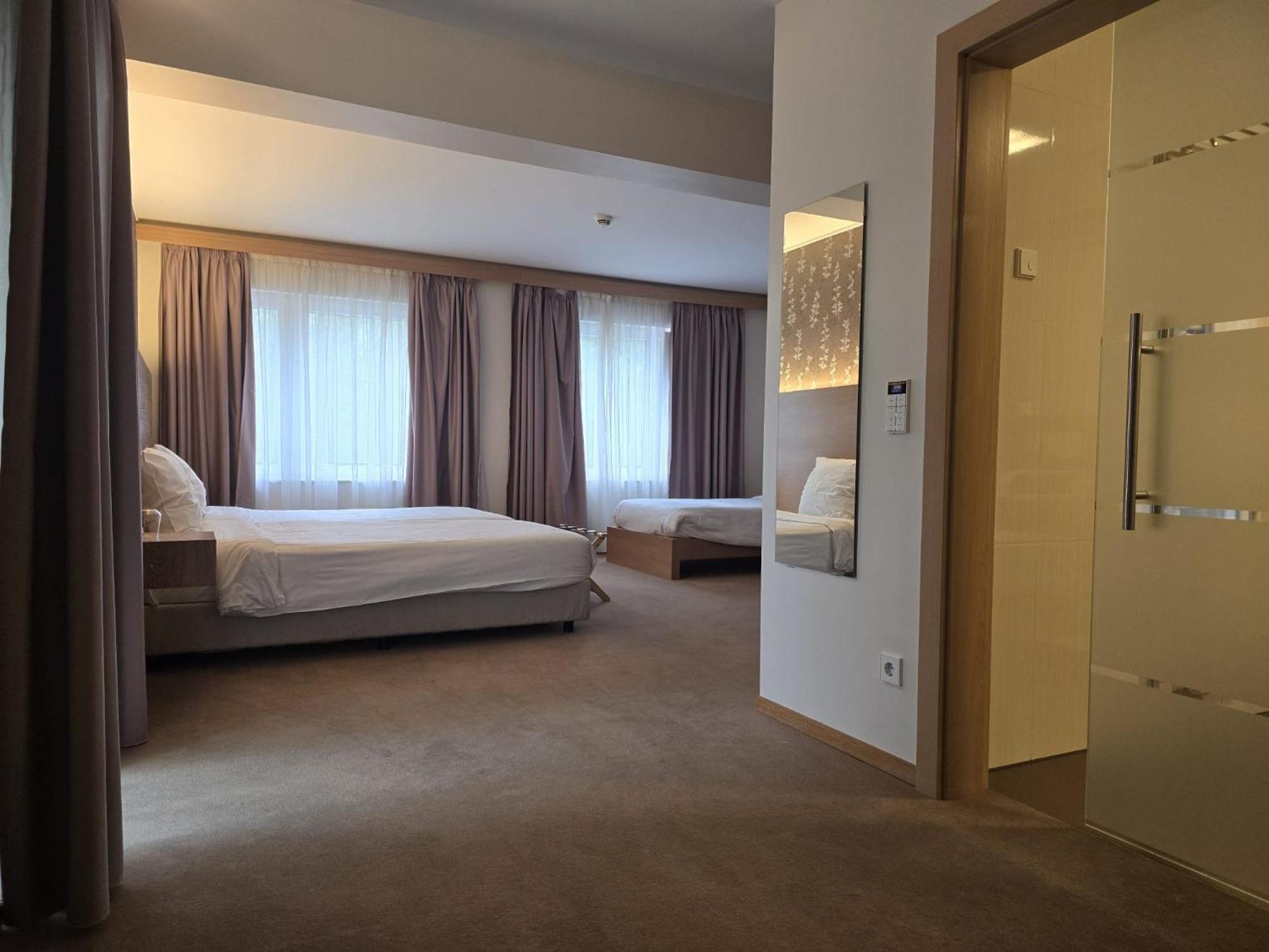 Triple Room photo 2