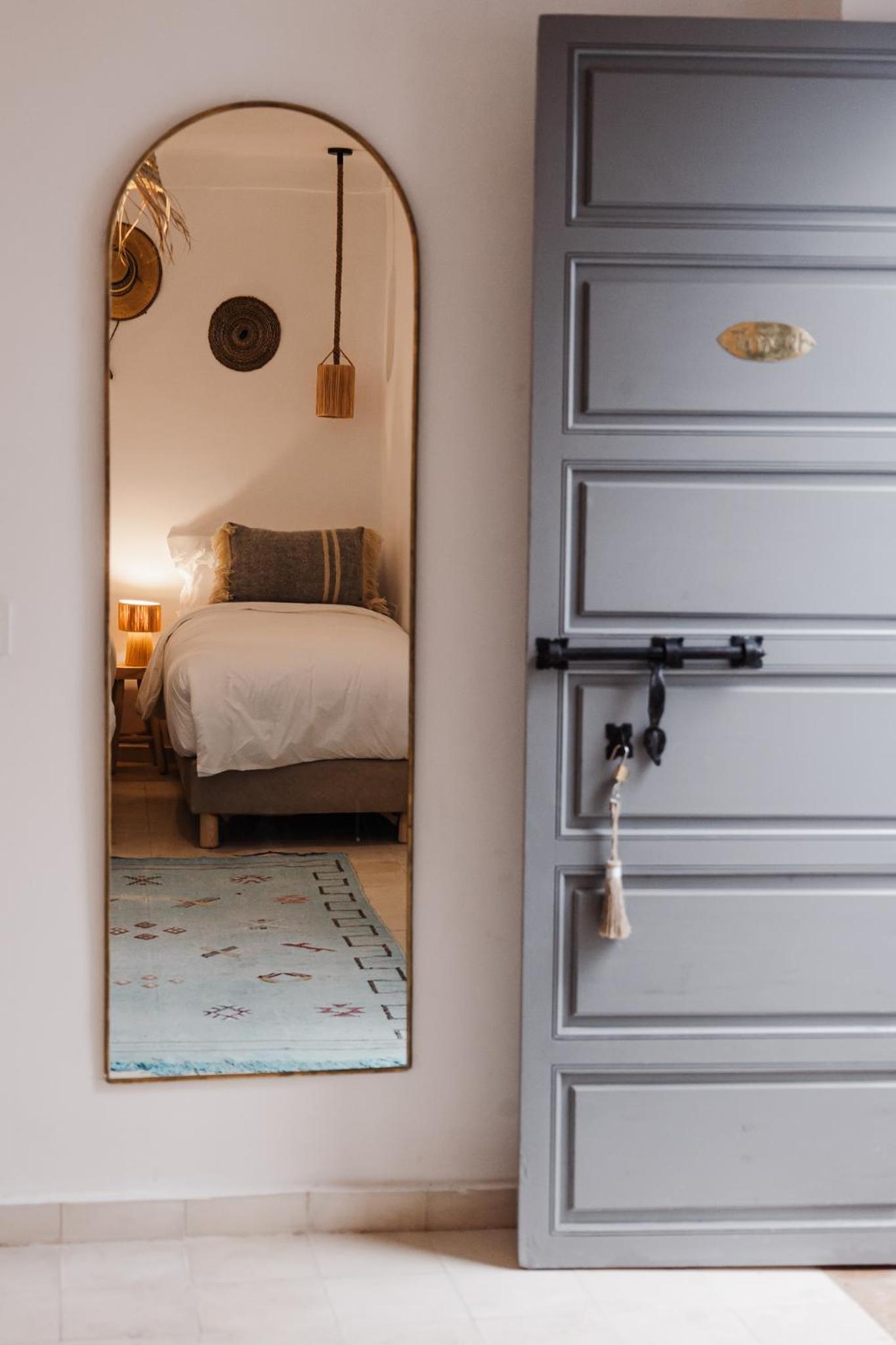 Deluxe Room - Photo 3