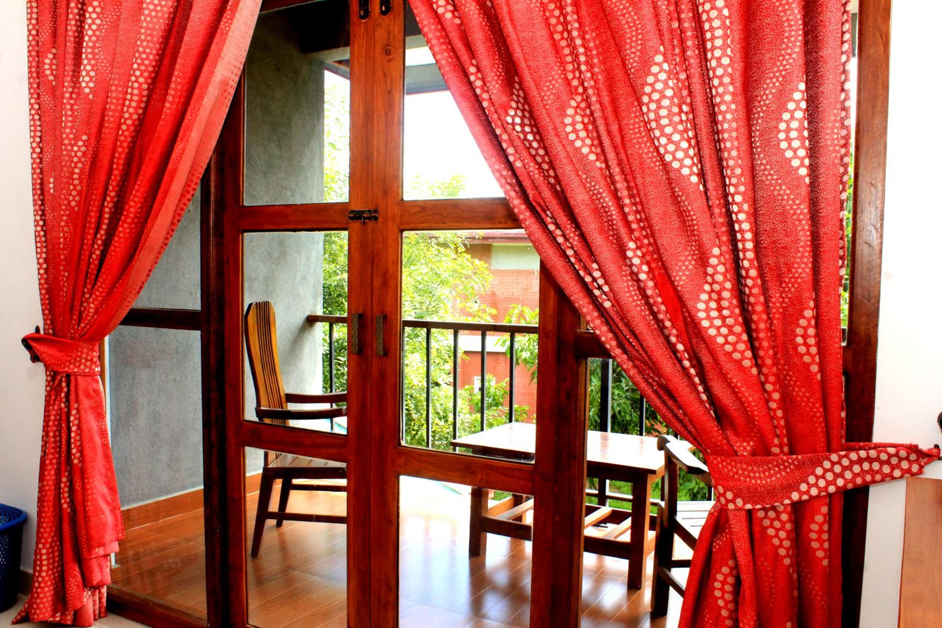 Deluxe Double Room with Balcony photo 3