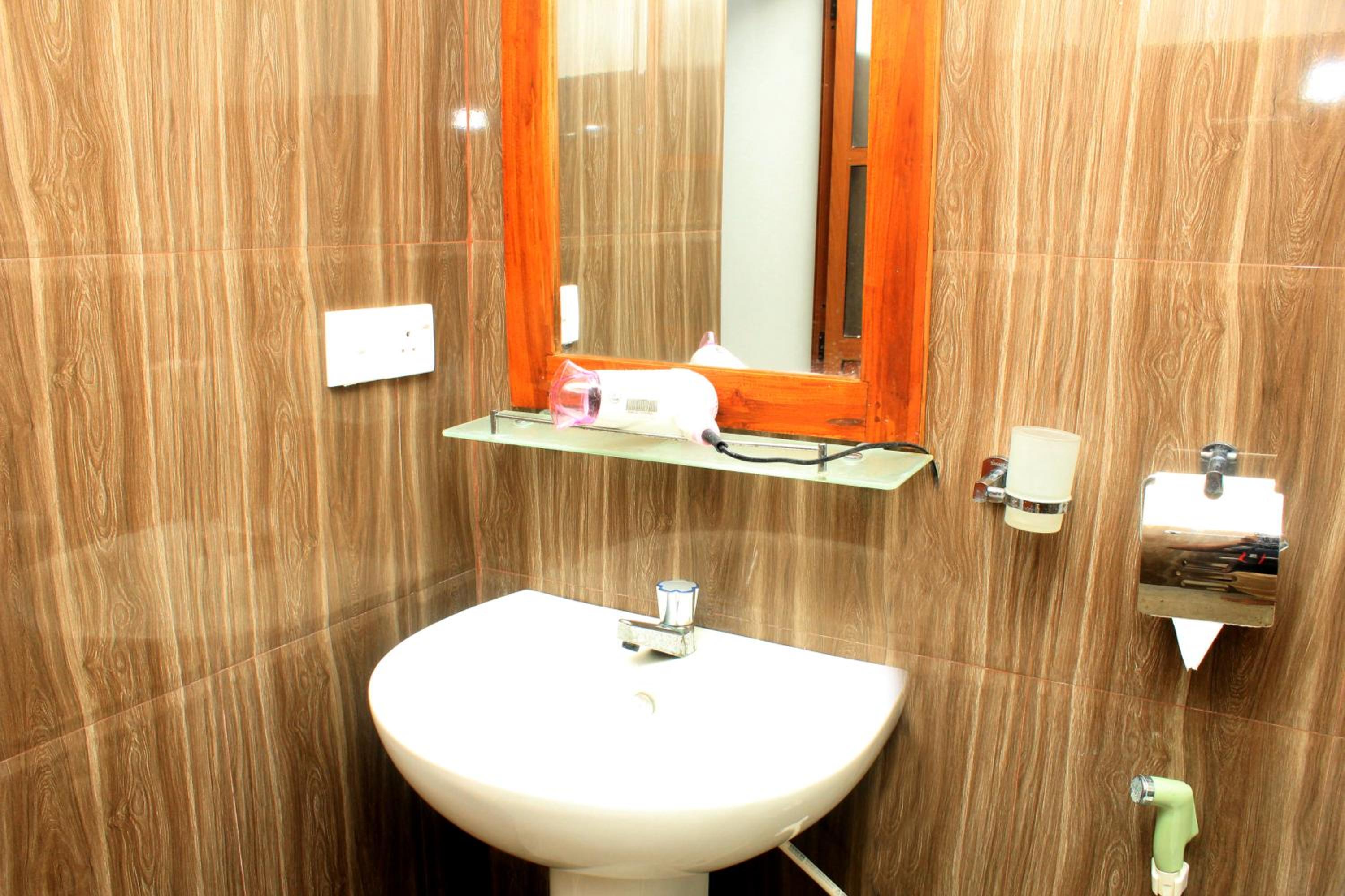 Deluxe Triple Room photo 3