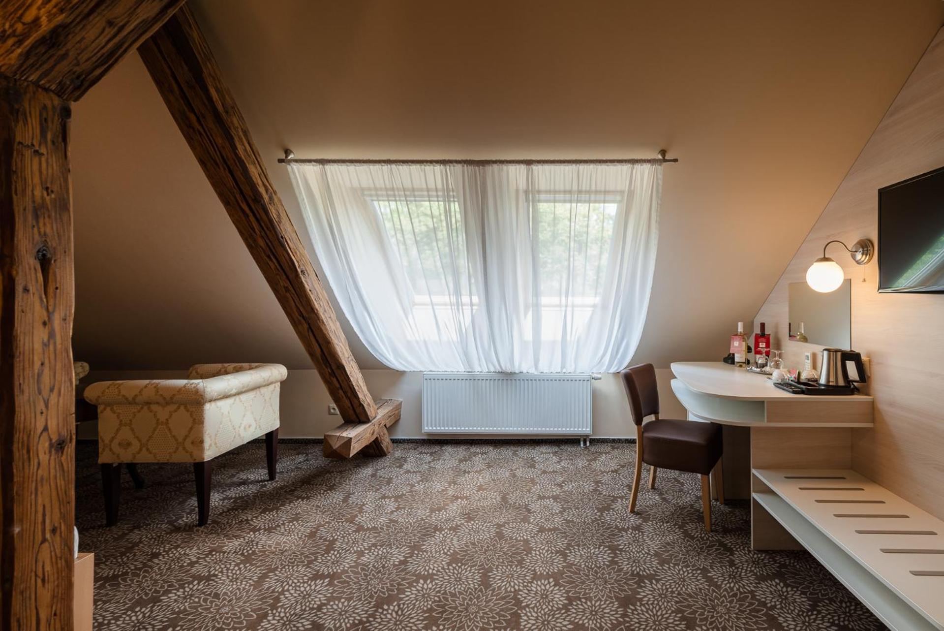 Classic Room with Extra Bed photo 3