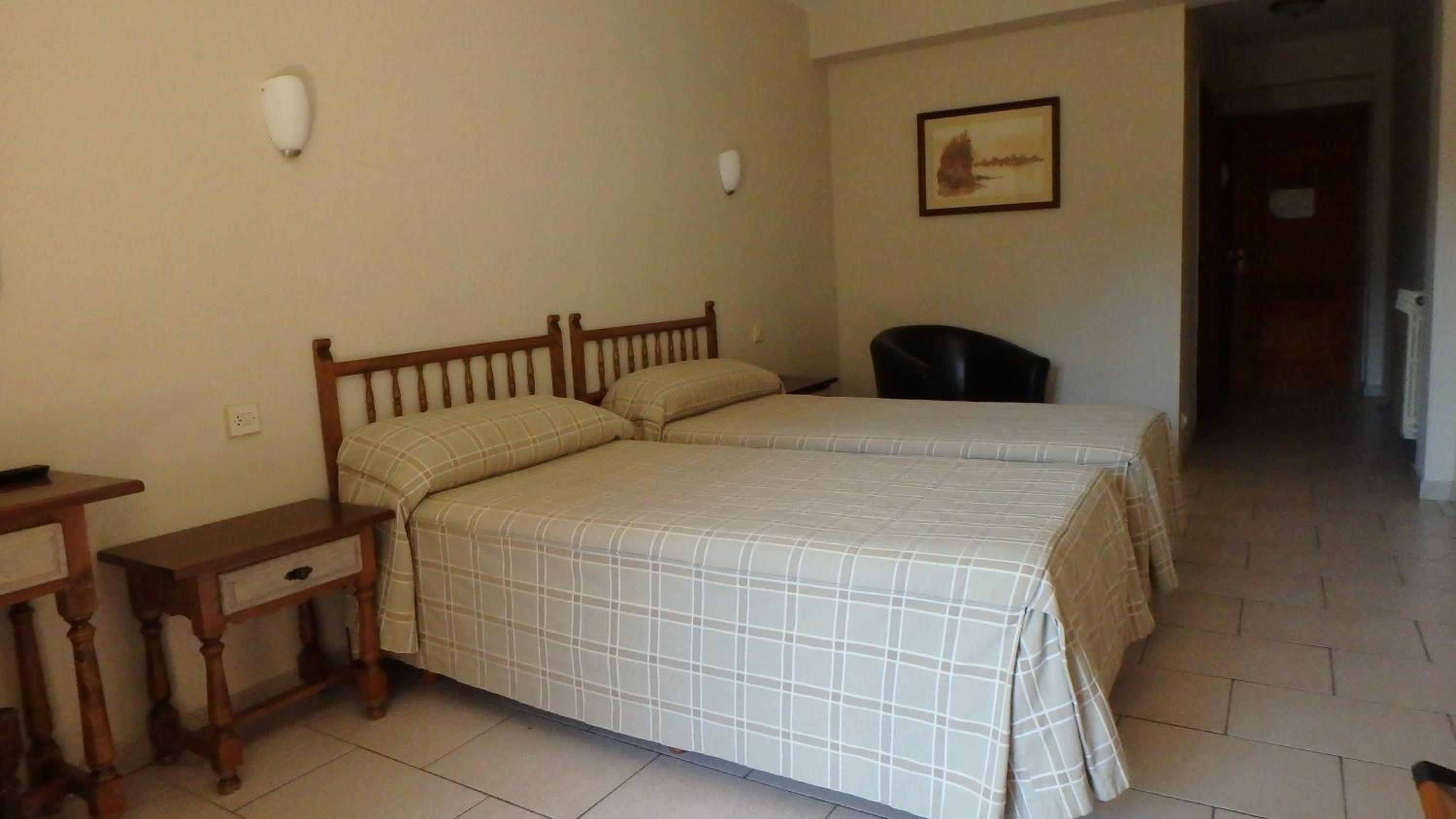 Twin Room with Balcony photo 1