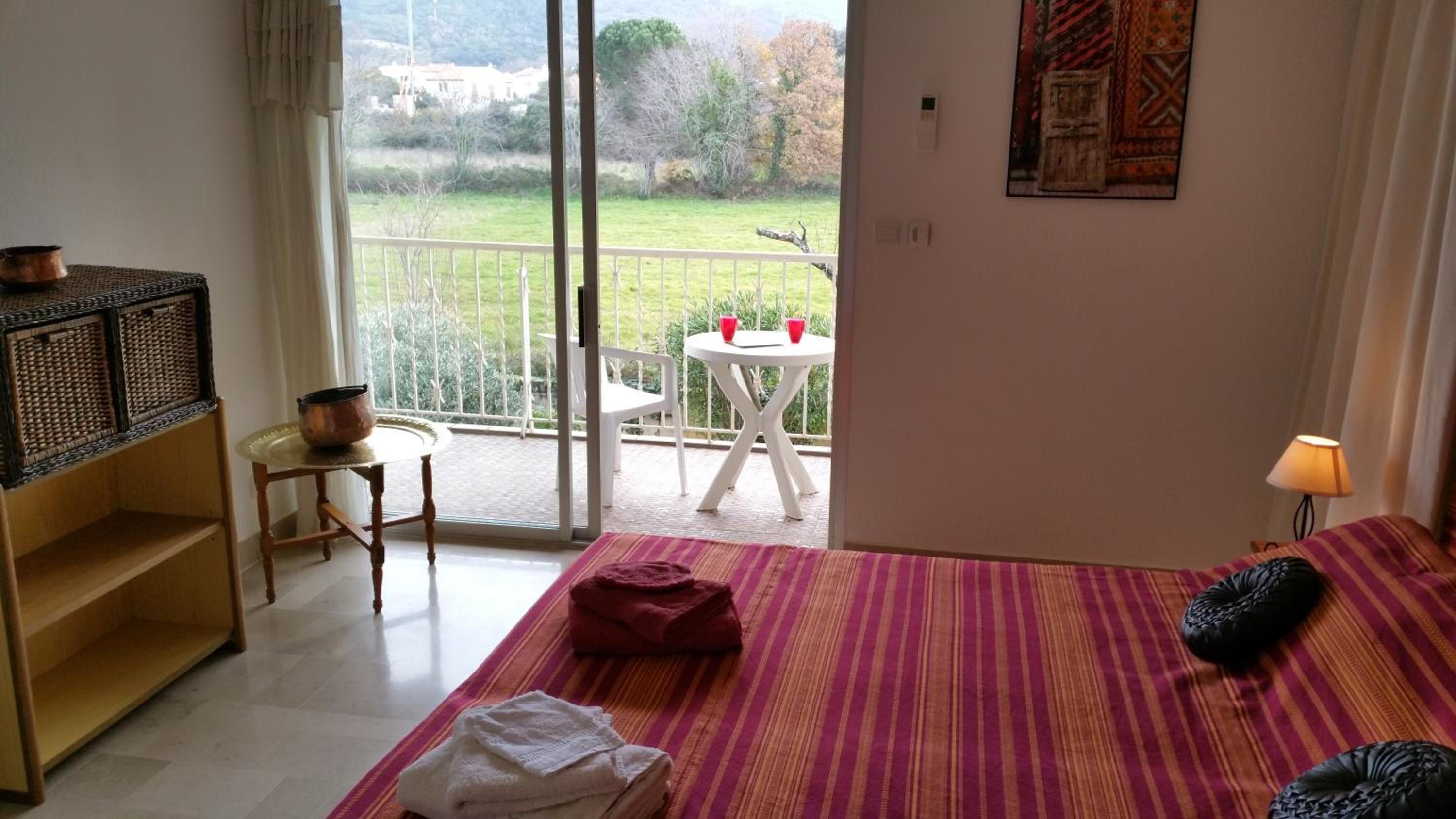 Double Room with Mountain View - Photo 2