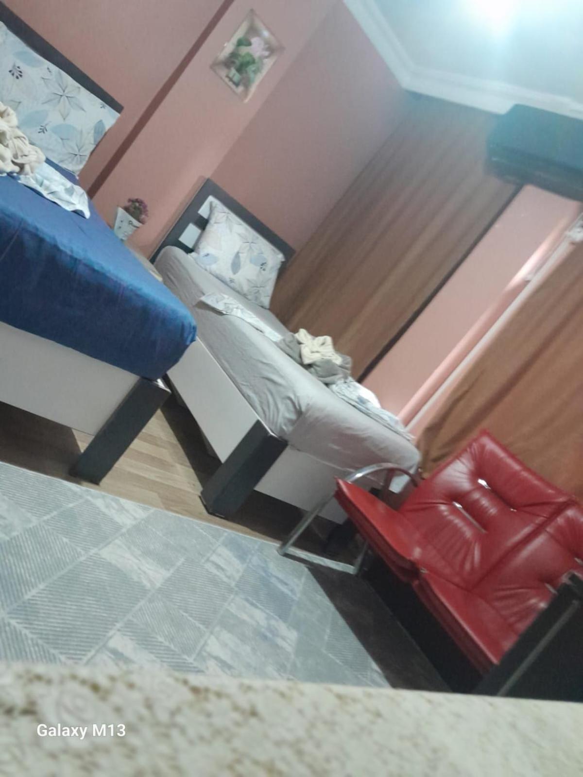 Economy Triple Room photo 1