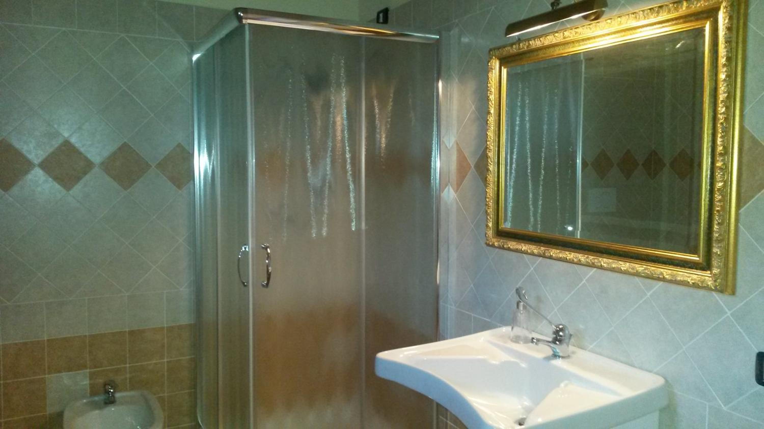 Superior Deluxe Double or Twin Room  photo 3