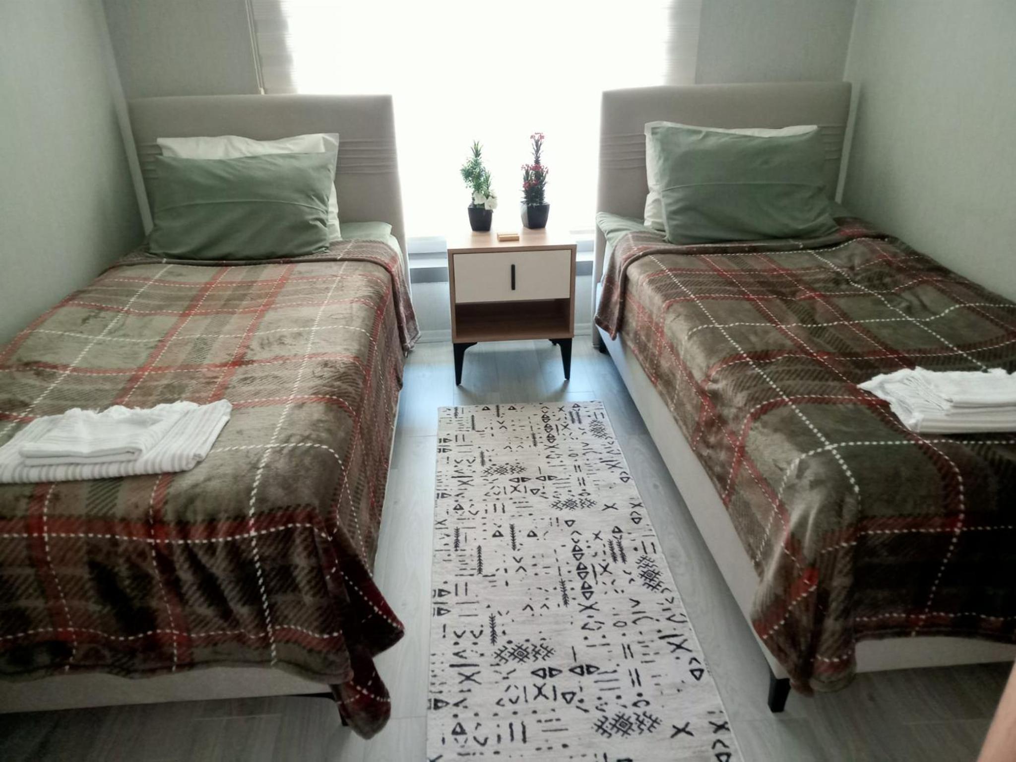 Deluxe One-Bedroom Apartment with Garden View photo 3