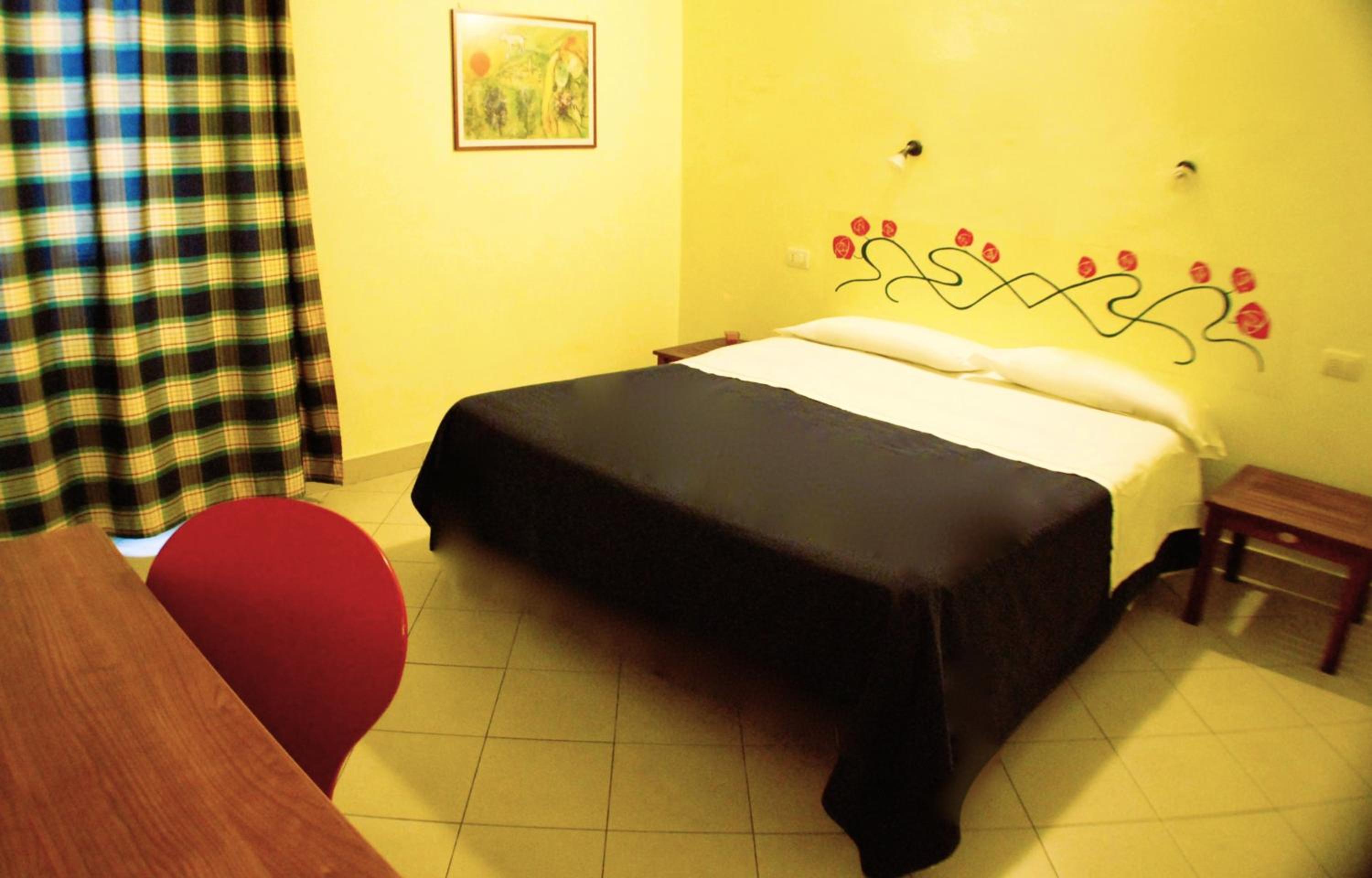 Triple Room with Shared Bathroom photo 3