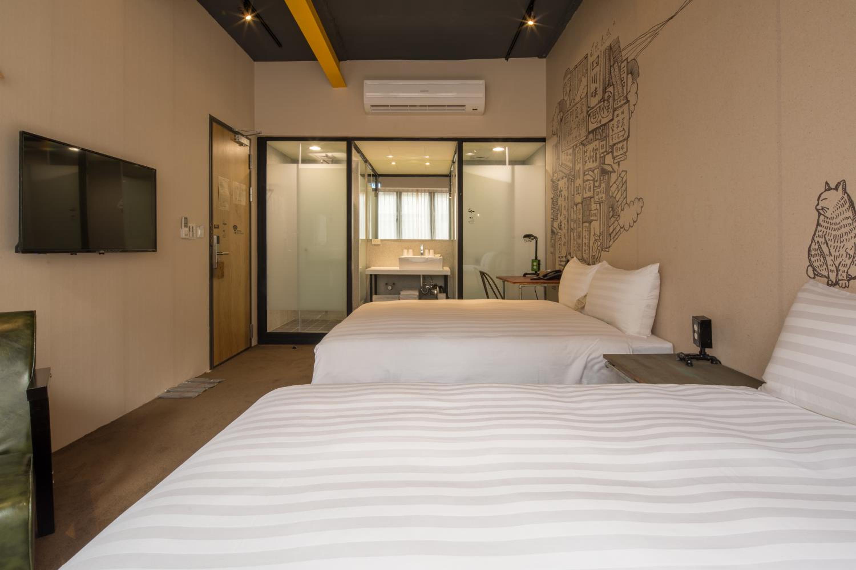 Deluxe Quadruple Room