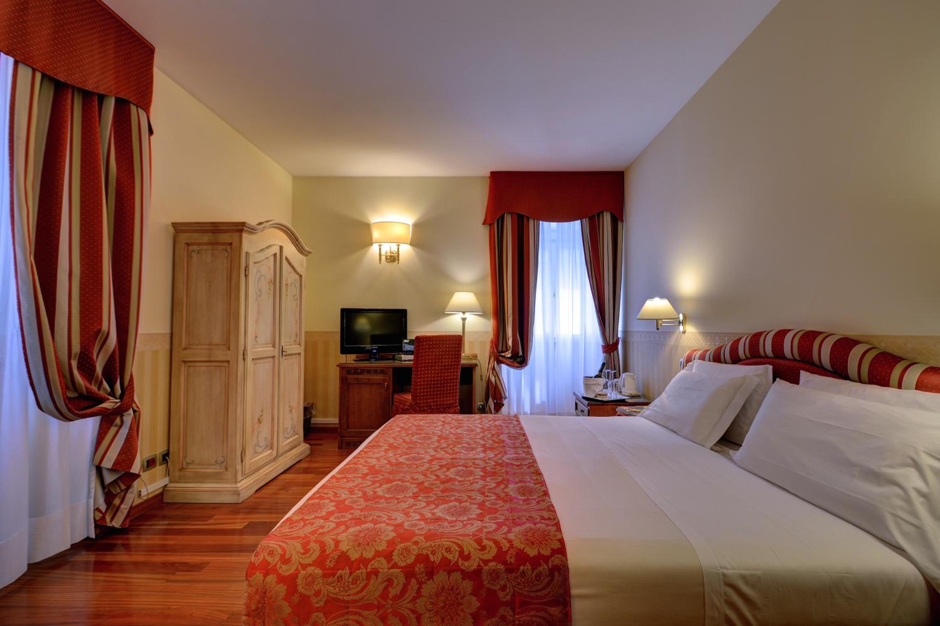 Superior Queen Room - Photo 16