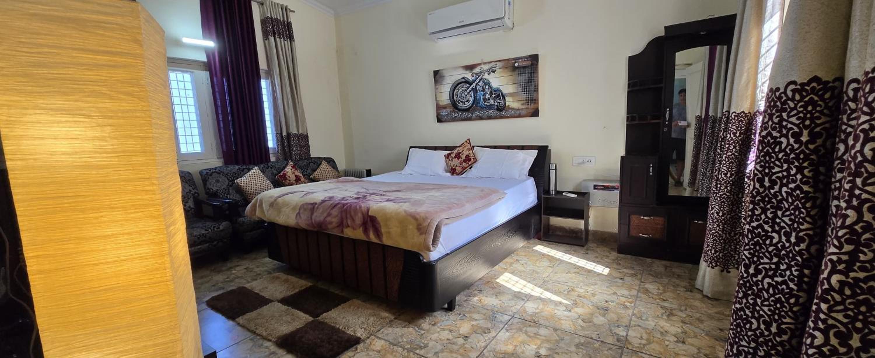 Family Suite with Balcony photo 2