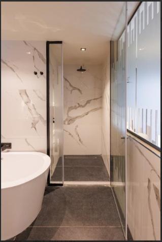 Superior Suite photo 1