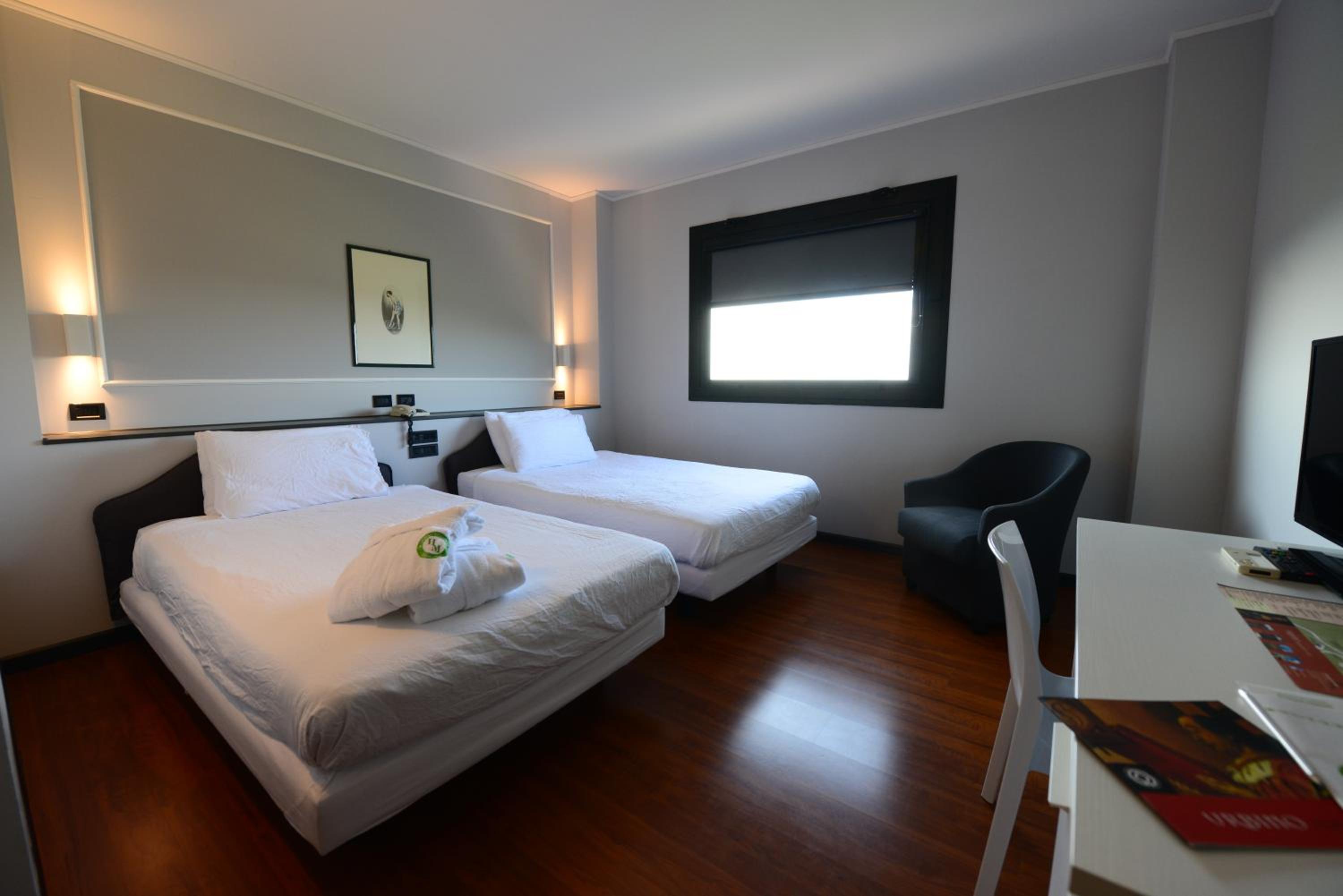 Comfort Double or Twin Room with Spa Access - Photo 6