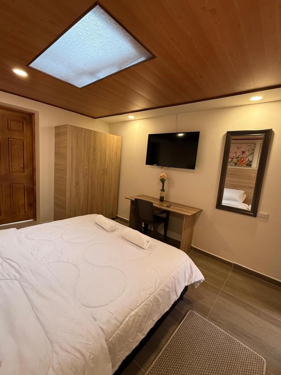 Deluxe Double Room photo 3